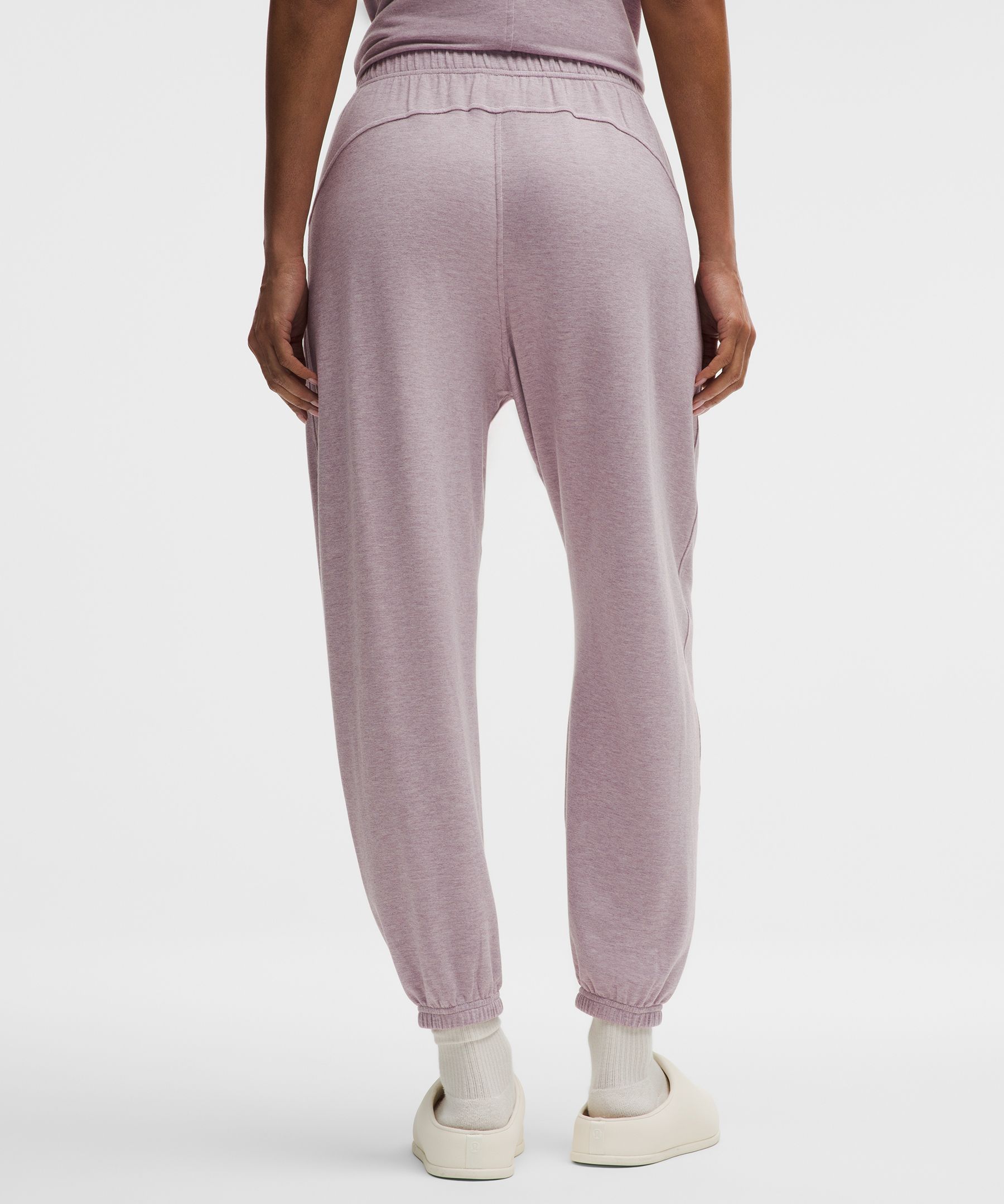BeCalm Oversized Mid-Rise Pant