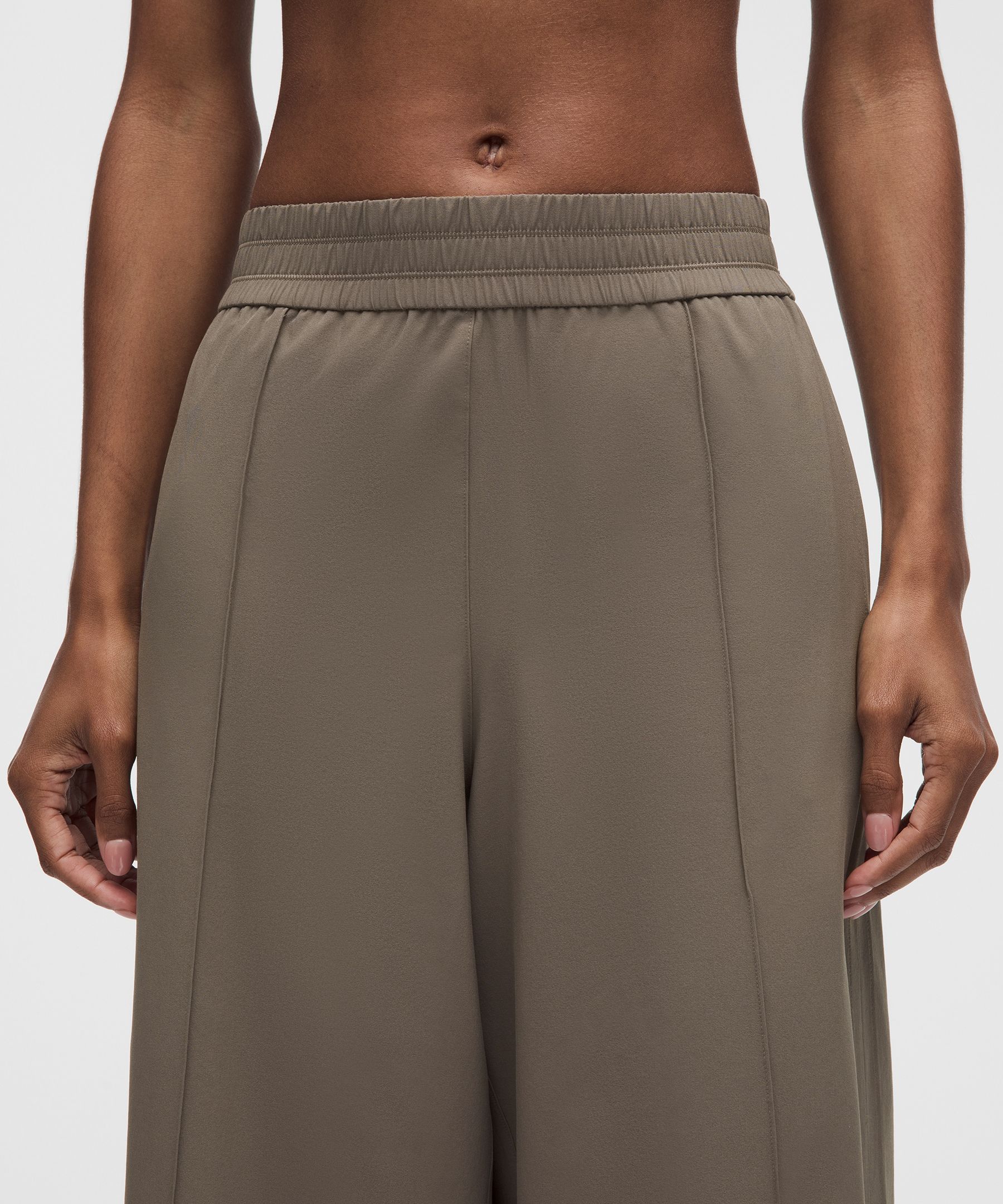 Breezily Mid-Rise Pant