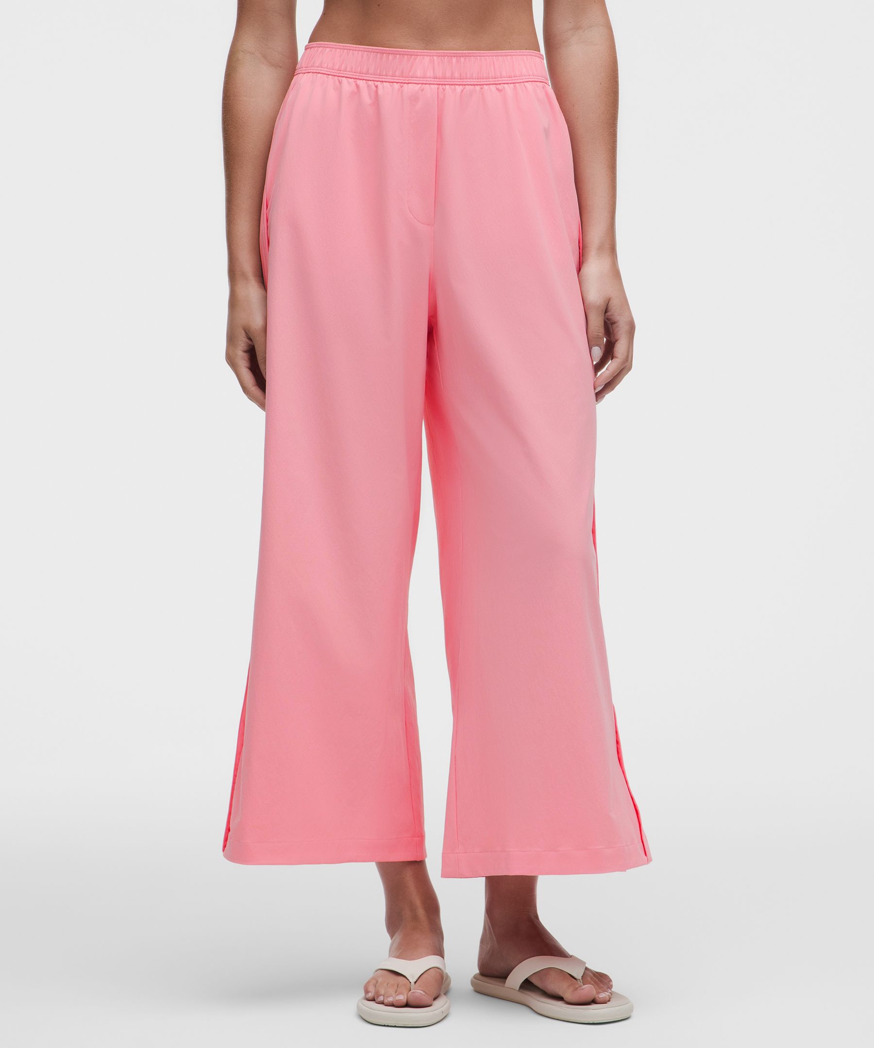 Stretch Woven High-Rise Wide-Leg Cropped Pant