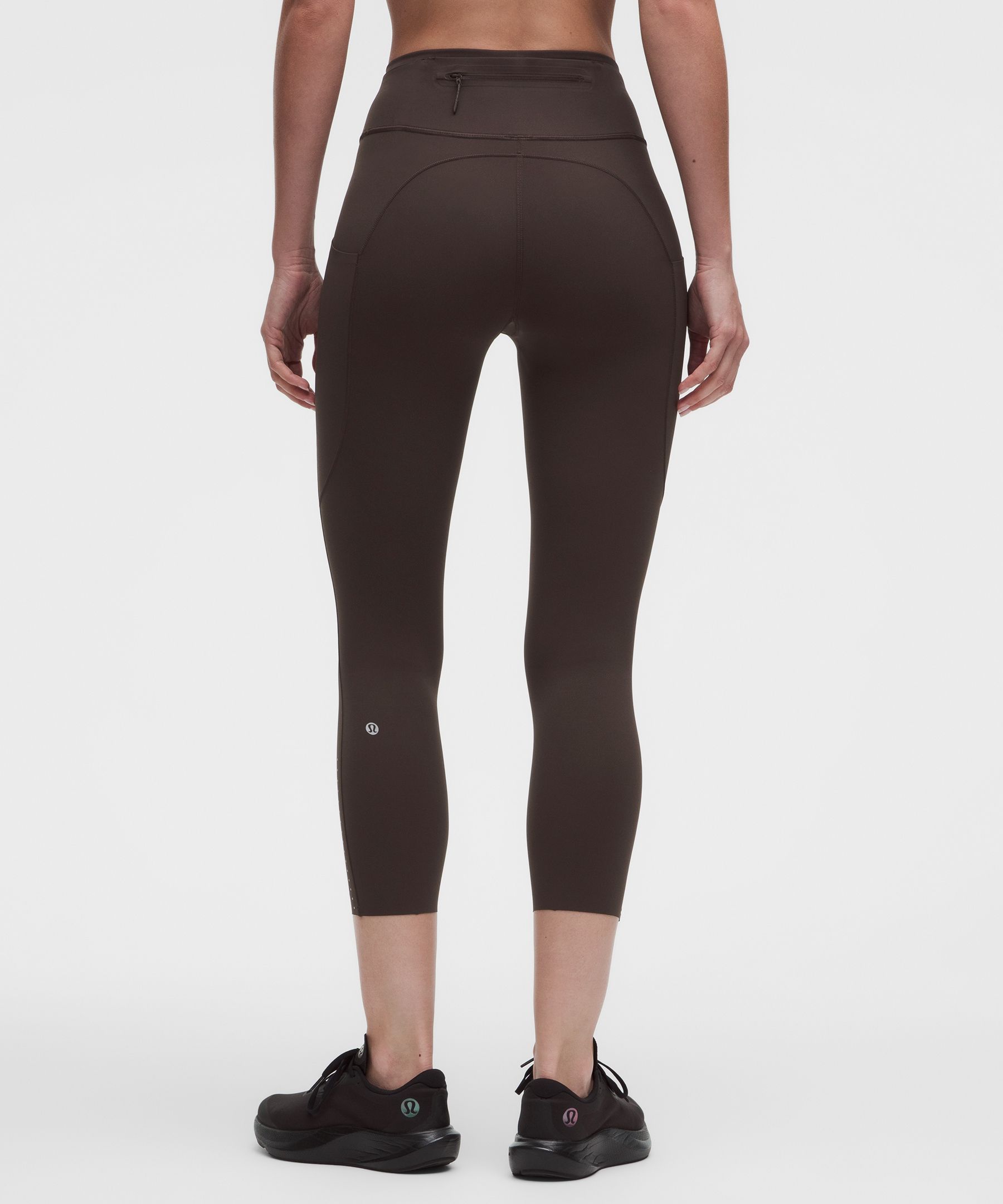 Fast and Free 6-Pocket High-Rise Crop 23"