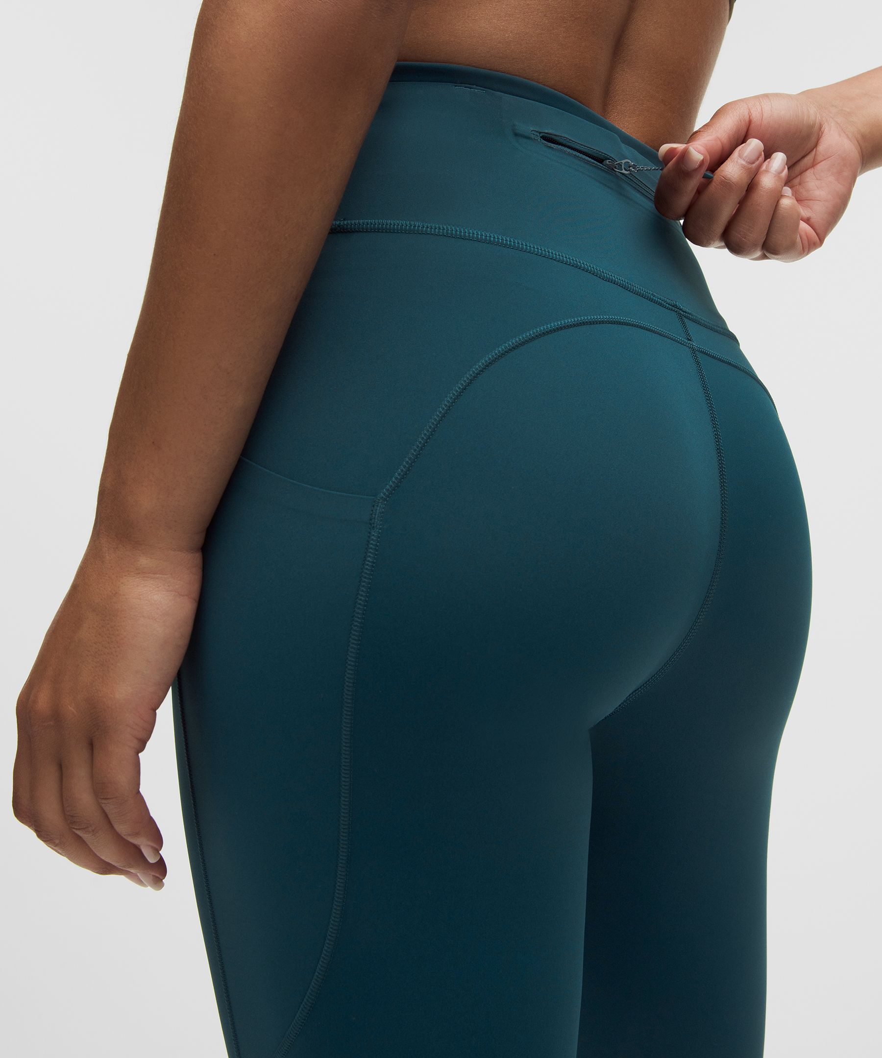 Fast and Free 6-Pocket High-Rise Crop 23"
