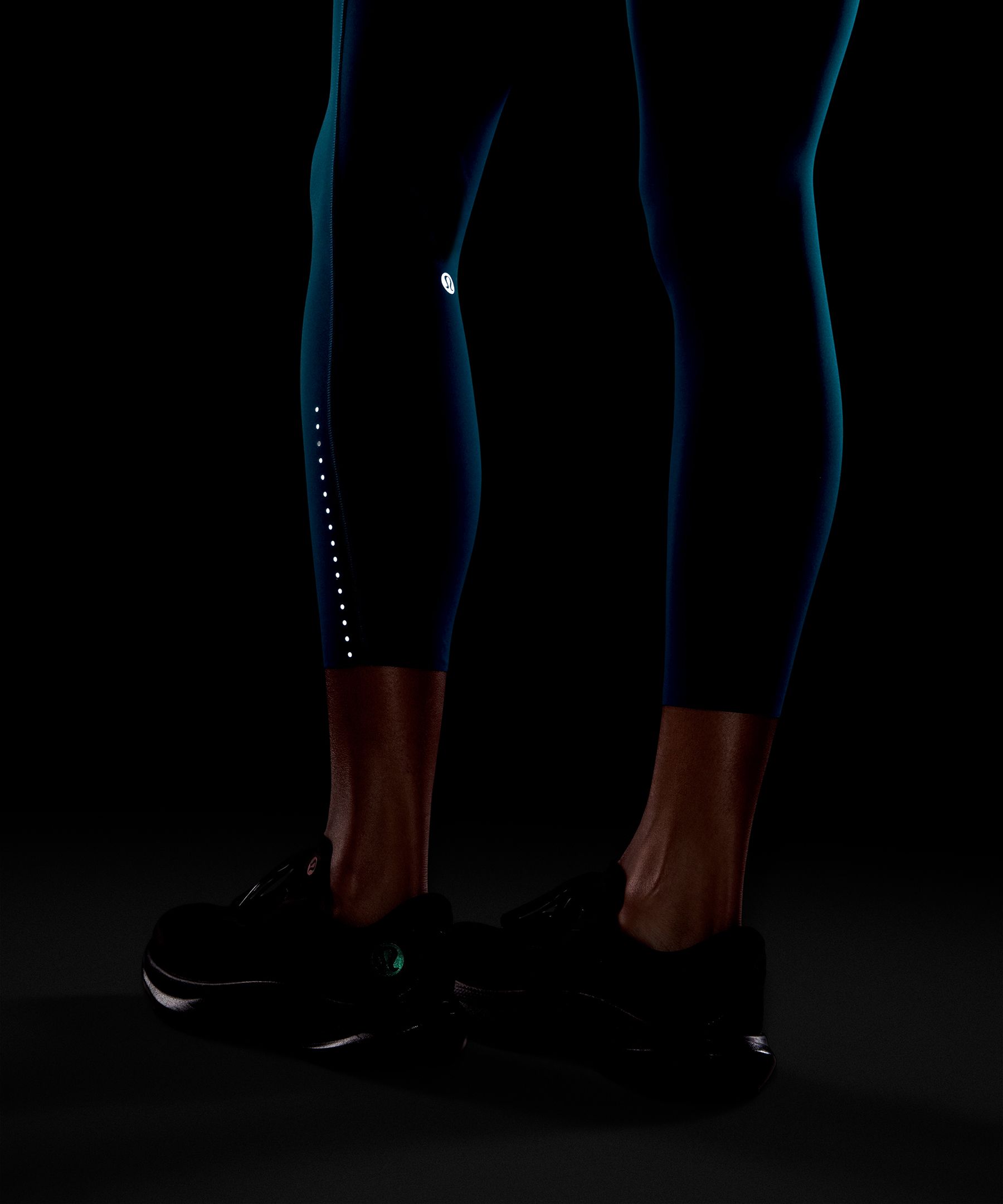 Leggings de talle alto Fast and Free con 6 bolsillos, 63,5&nbsp;cm *Dise&ntilde;o renovado