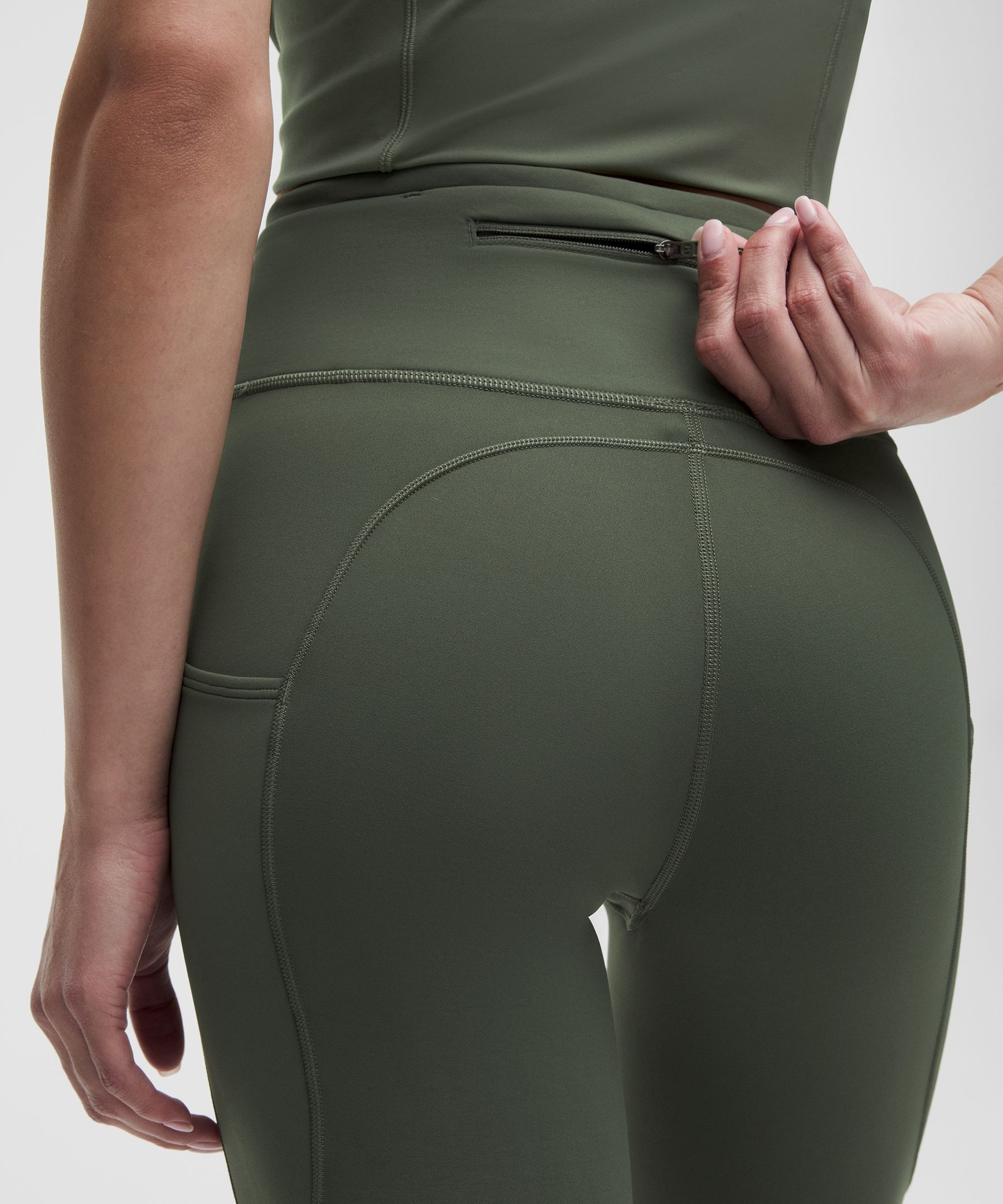 Fast and Free 6-Pocket Thermal Tight 28"