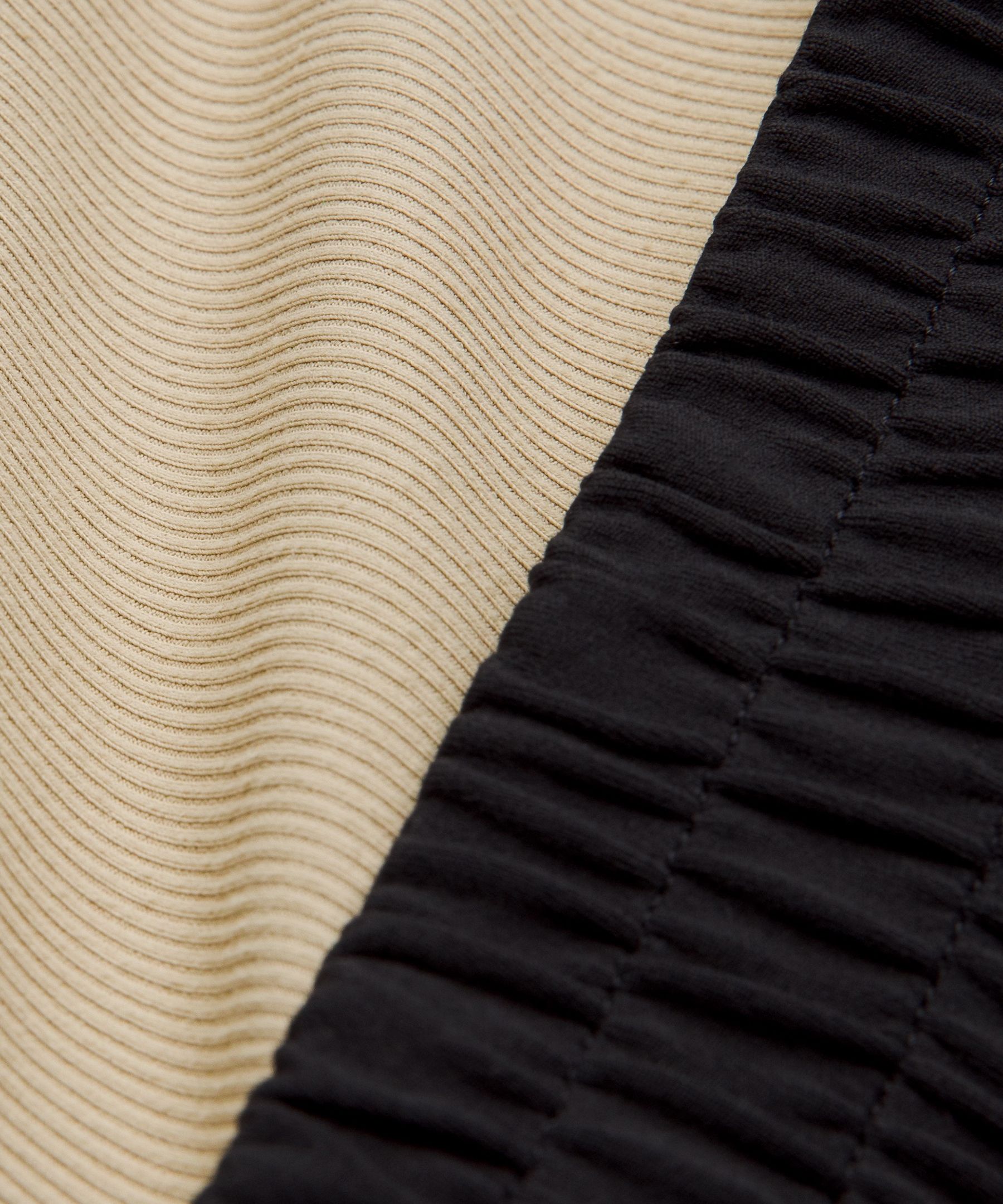 Pantal&oacute;n deportivo lululemon Align&trade; de cintura acanalada
