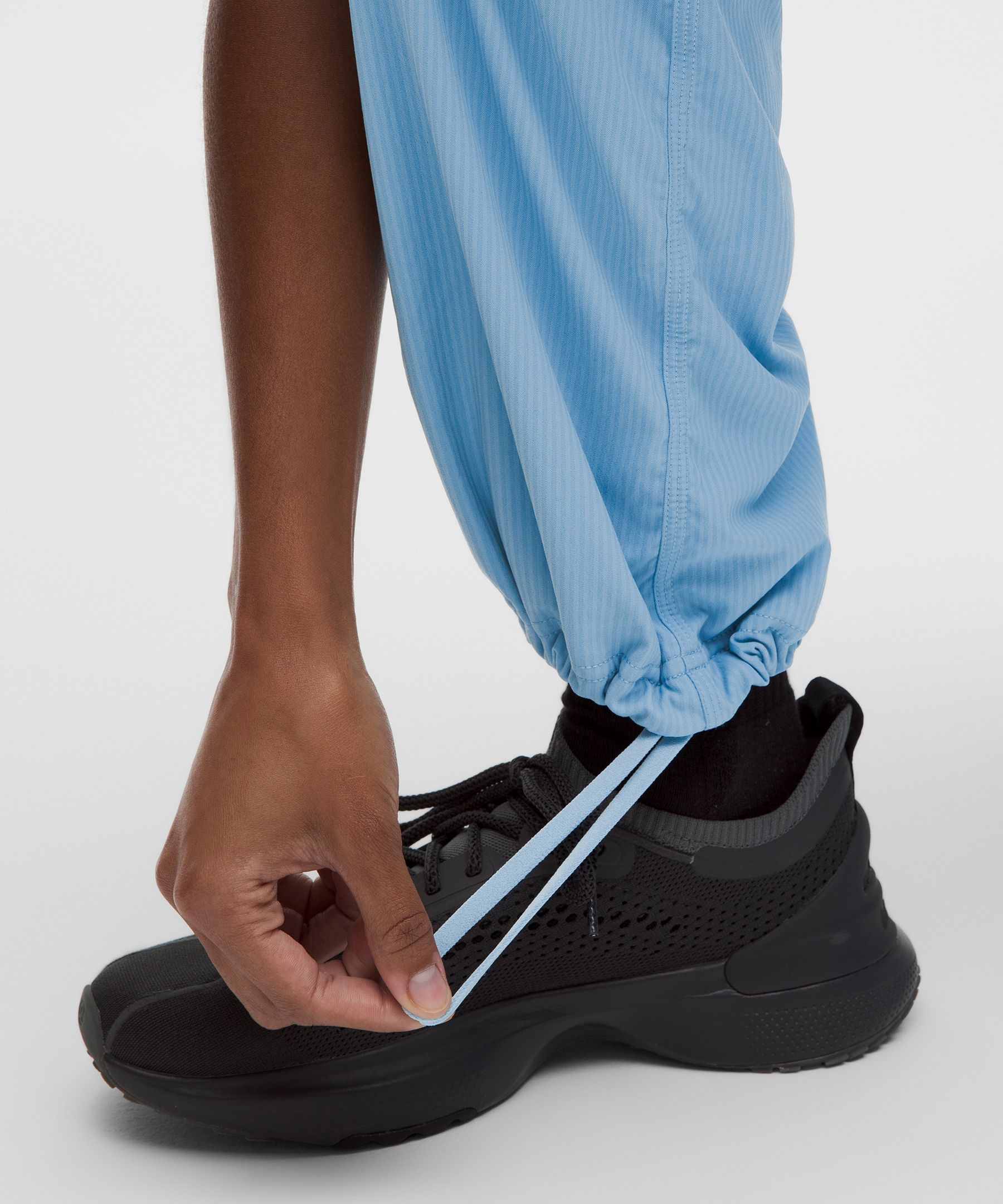 Dance Studio Mid-Rise Pant