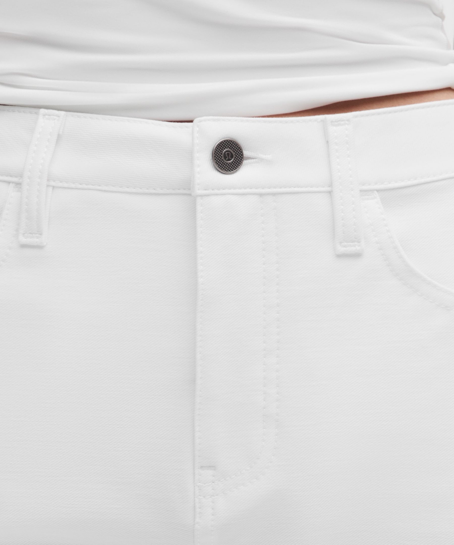 EasyFive High-Rise Subtle-Flare Pants *Asia Fit