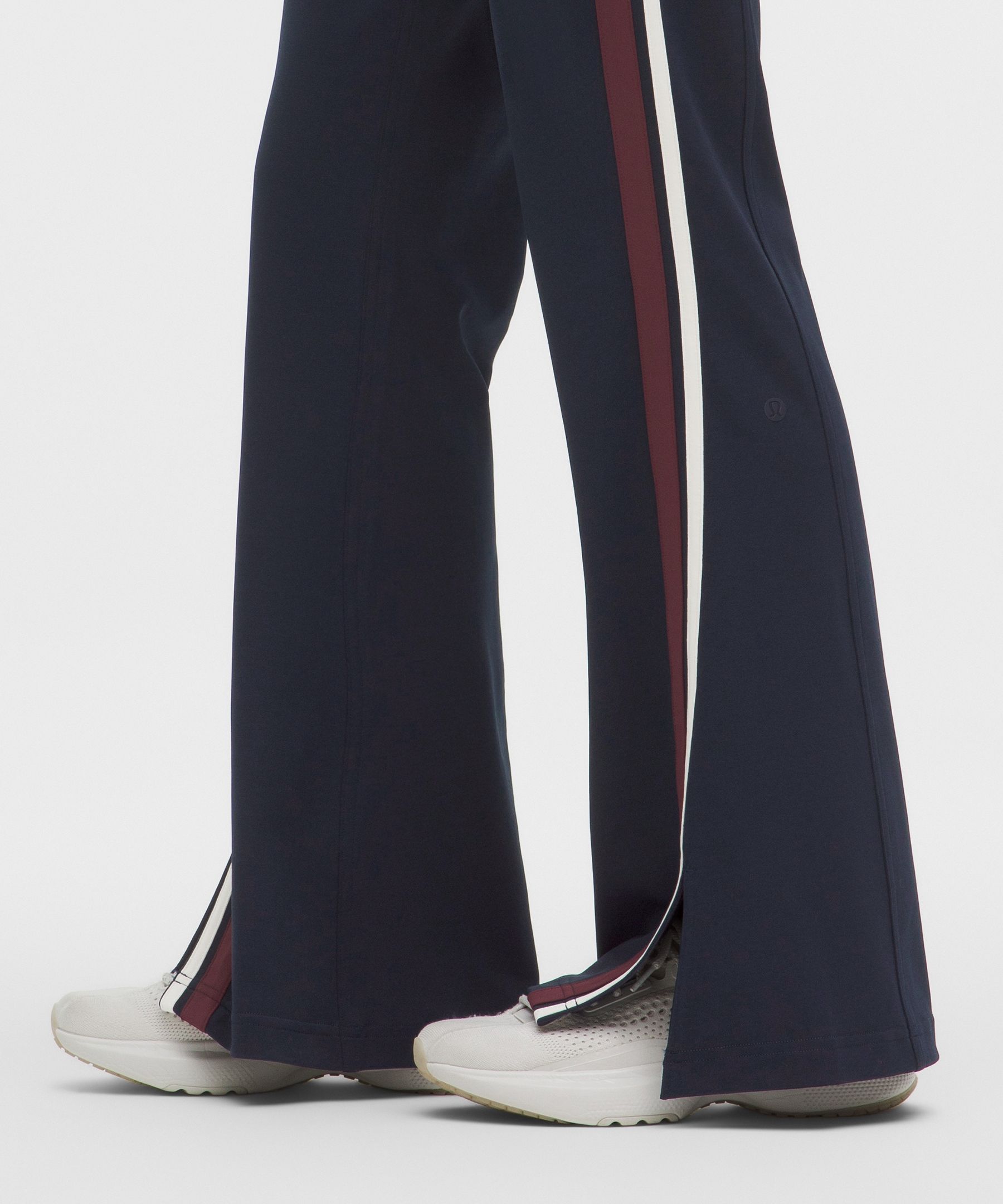 Striped Slim-Fit Mid-Rise Track Pants *Asia Fit