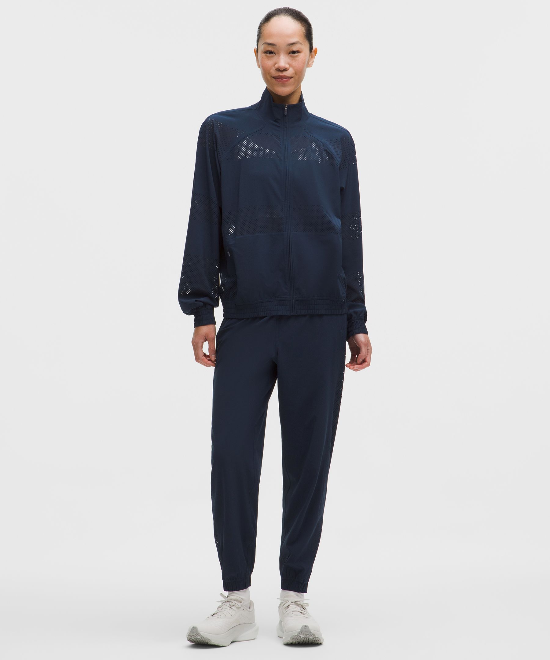 Adapted State ハイライズジョガー パーフォレートストライプ *アジア