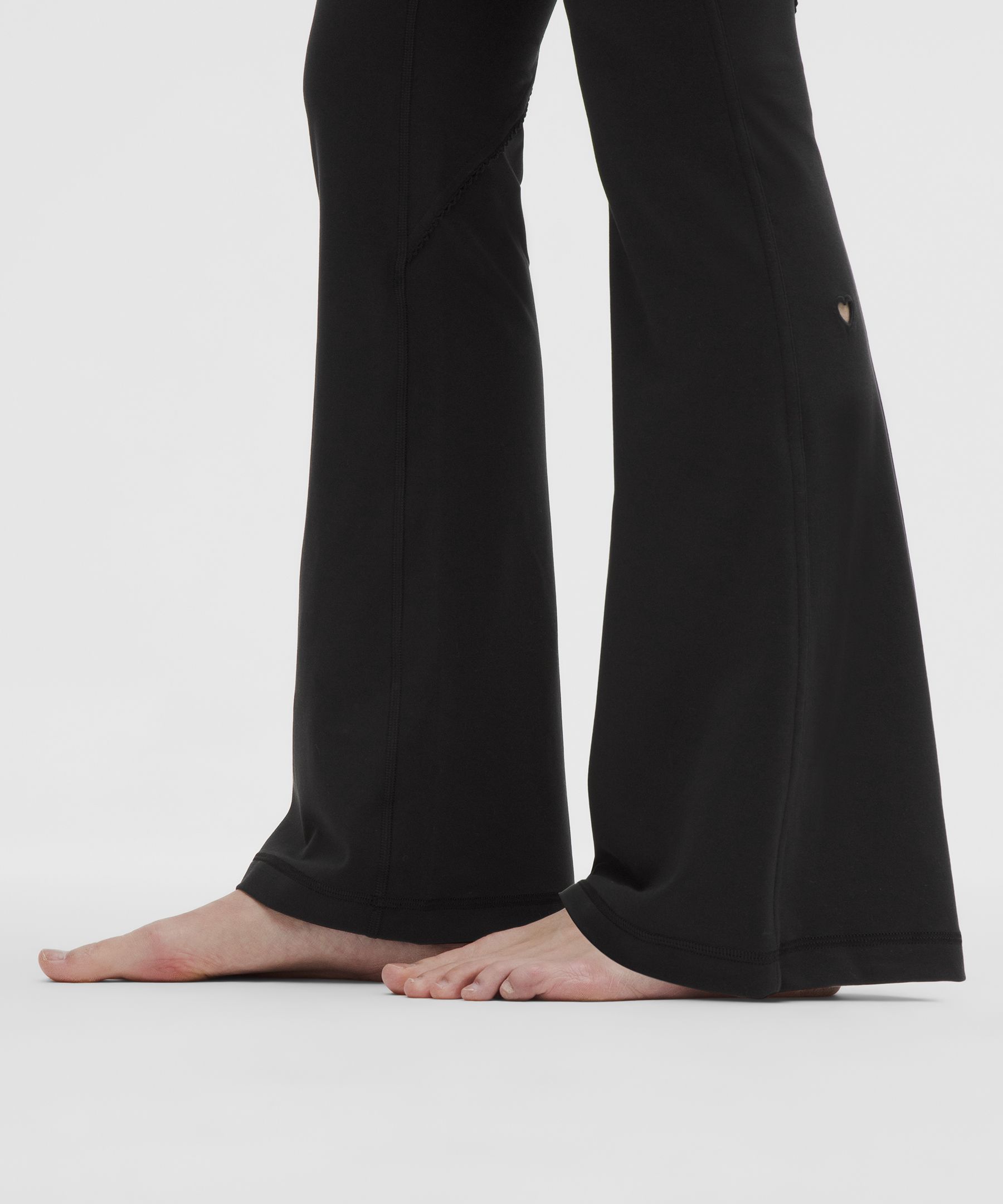 Groove No Line ハイライズフレアパンツ ハート *アジアフィット