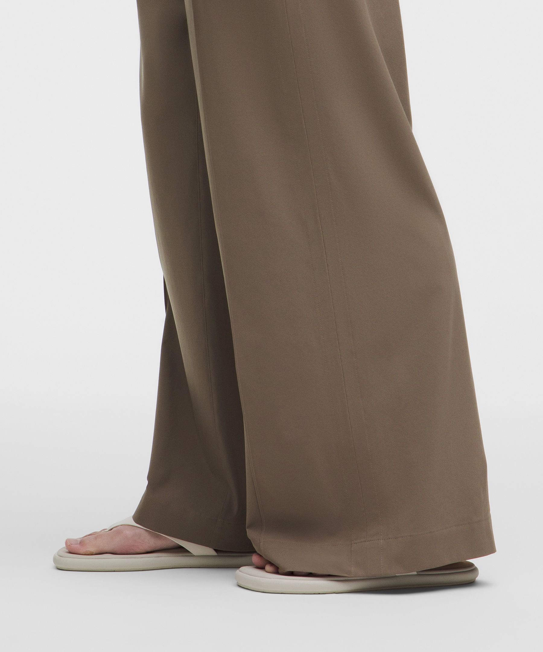 Breezily Mid-Rise Pants *Asia Fit
