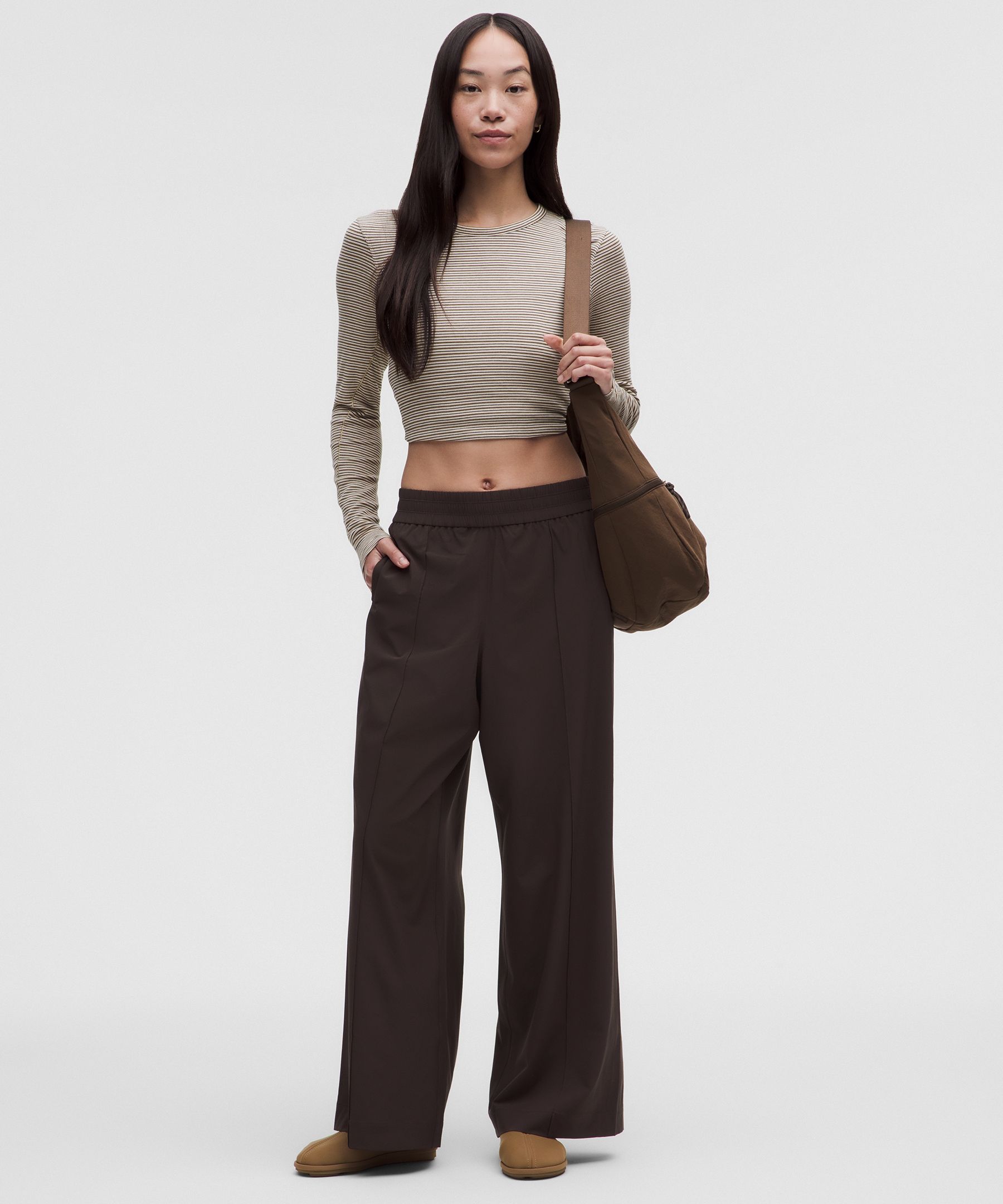 Breezily ミッドライズパンツ *アジアフィット | パンツ | Lululemon JP
