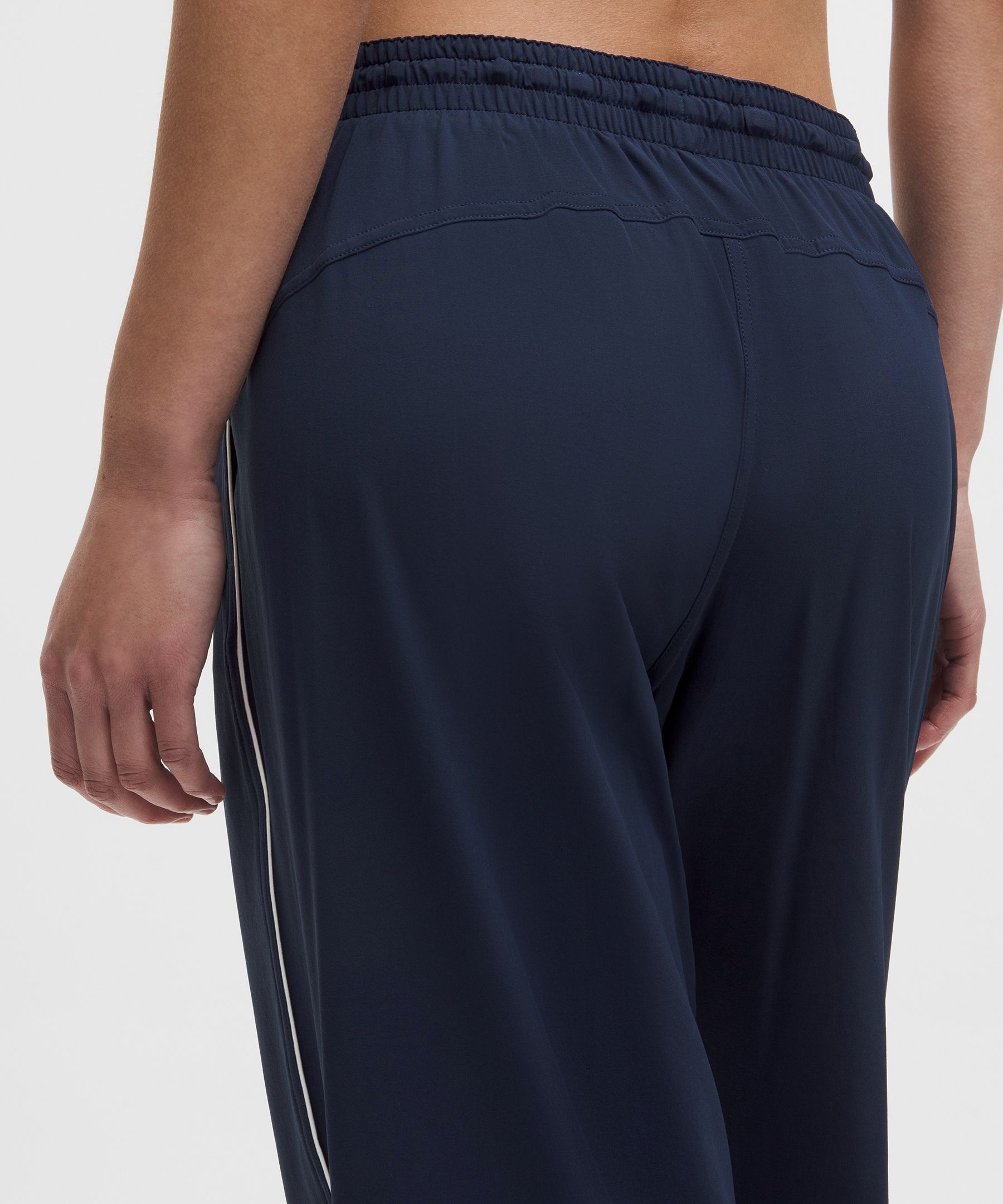 Court Rival Wide-Leg Track Pants *Asia Fit