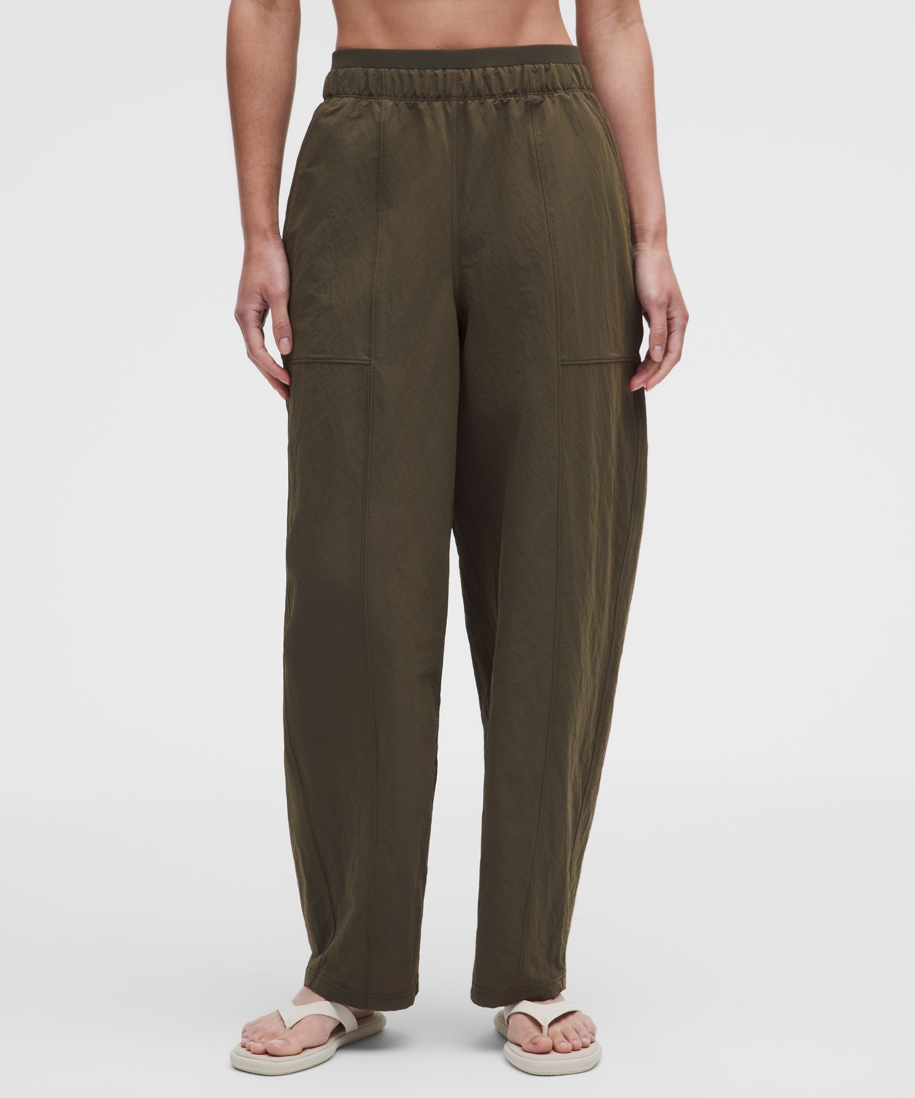 Crinkle Nylon Mid-Rise Barrel-Leg Pants *Asia Fit