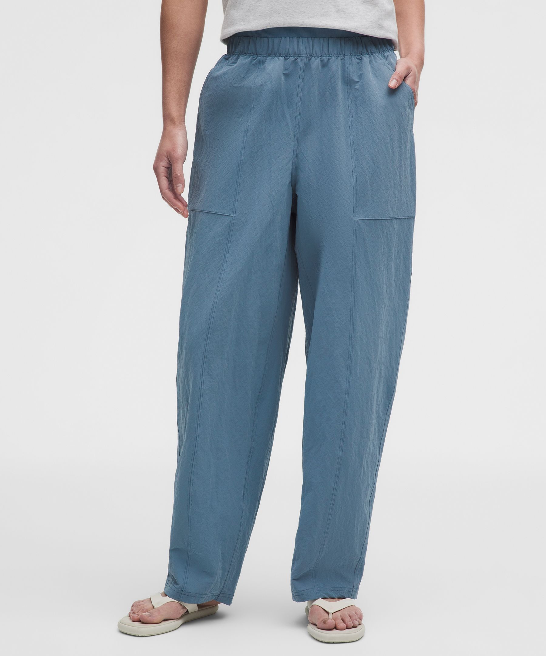 Crinkle Nylon Mid-Rise Barrel-Leg Pants *Asia Fit
