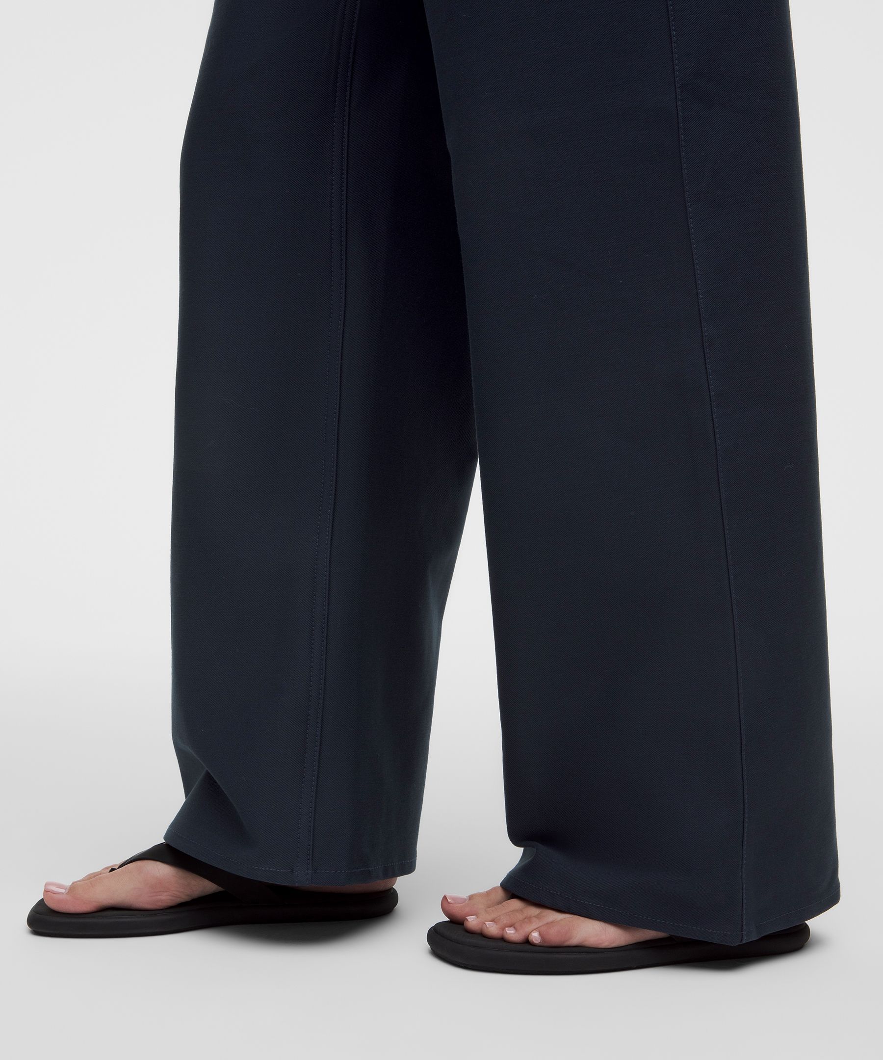 EasyFive Mid-Rise Classic-Wide Pant *Regular