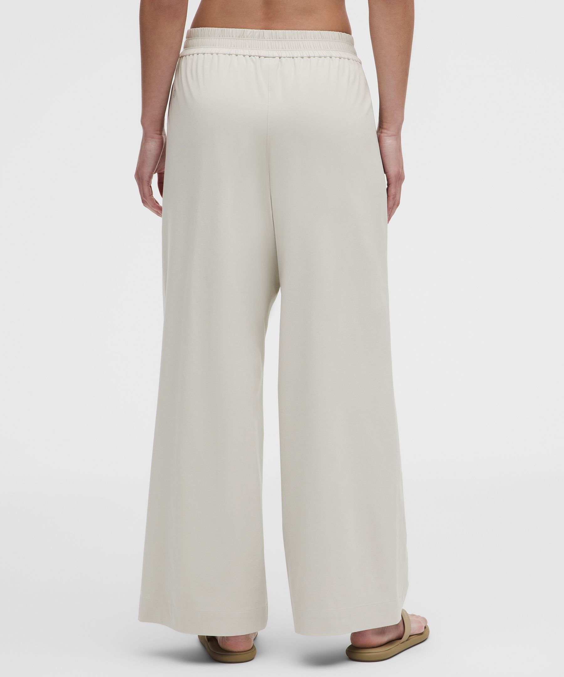 Breezily Mid-Rise Pants *Asia Fit
