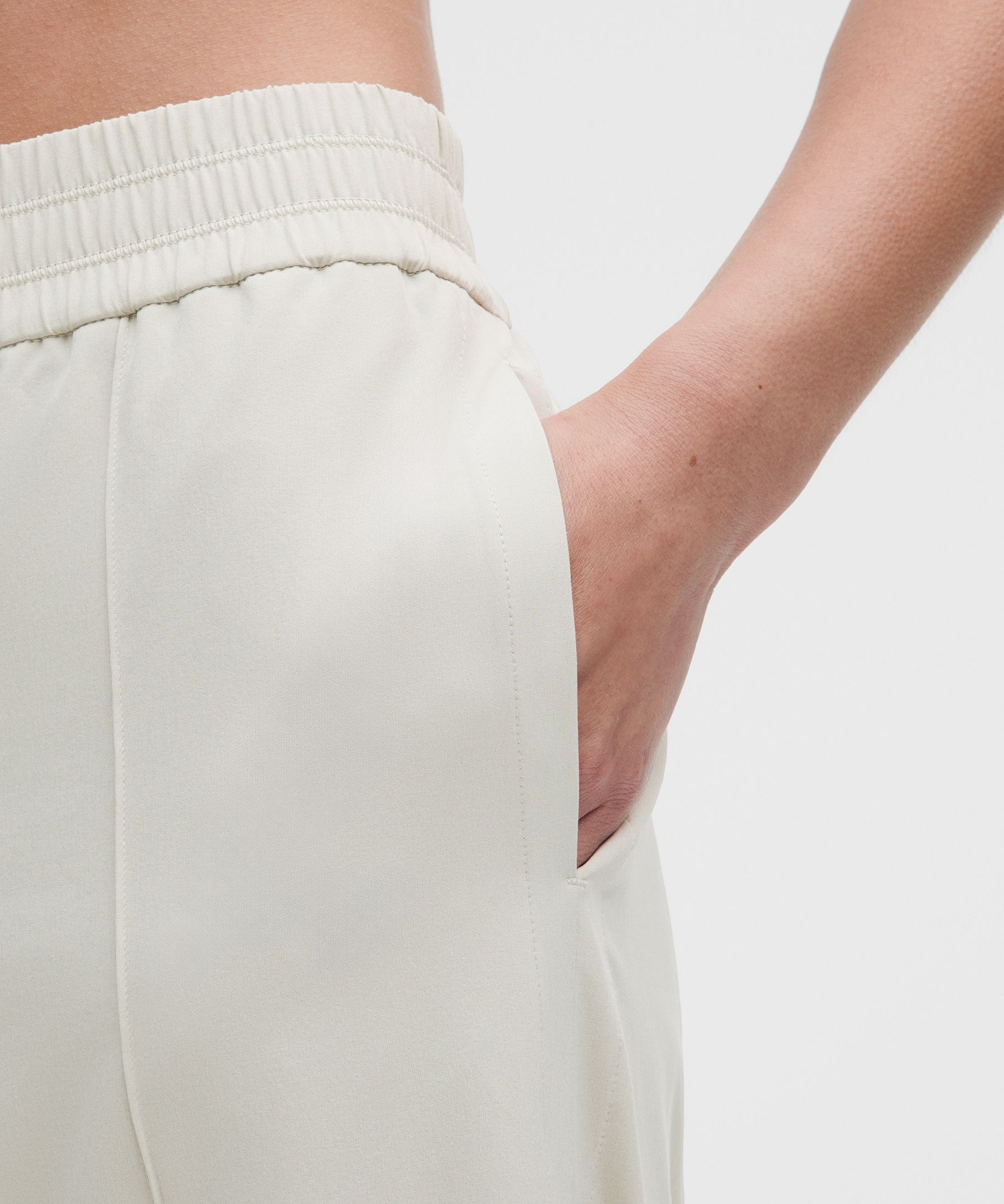 Breezily Mid-Rise Pants *Asia Fit