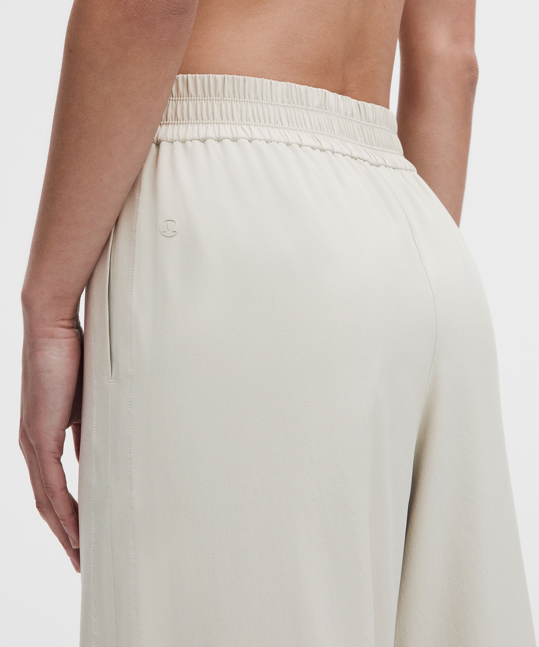 Breezily Mid-Rise Pants *Asia Fit