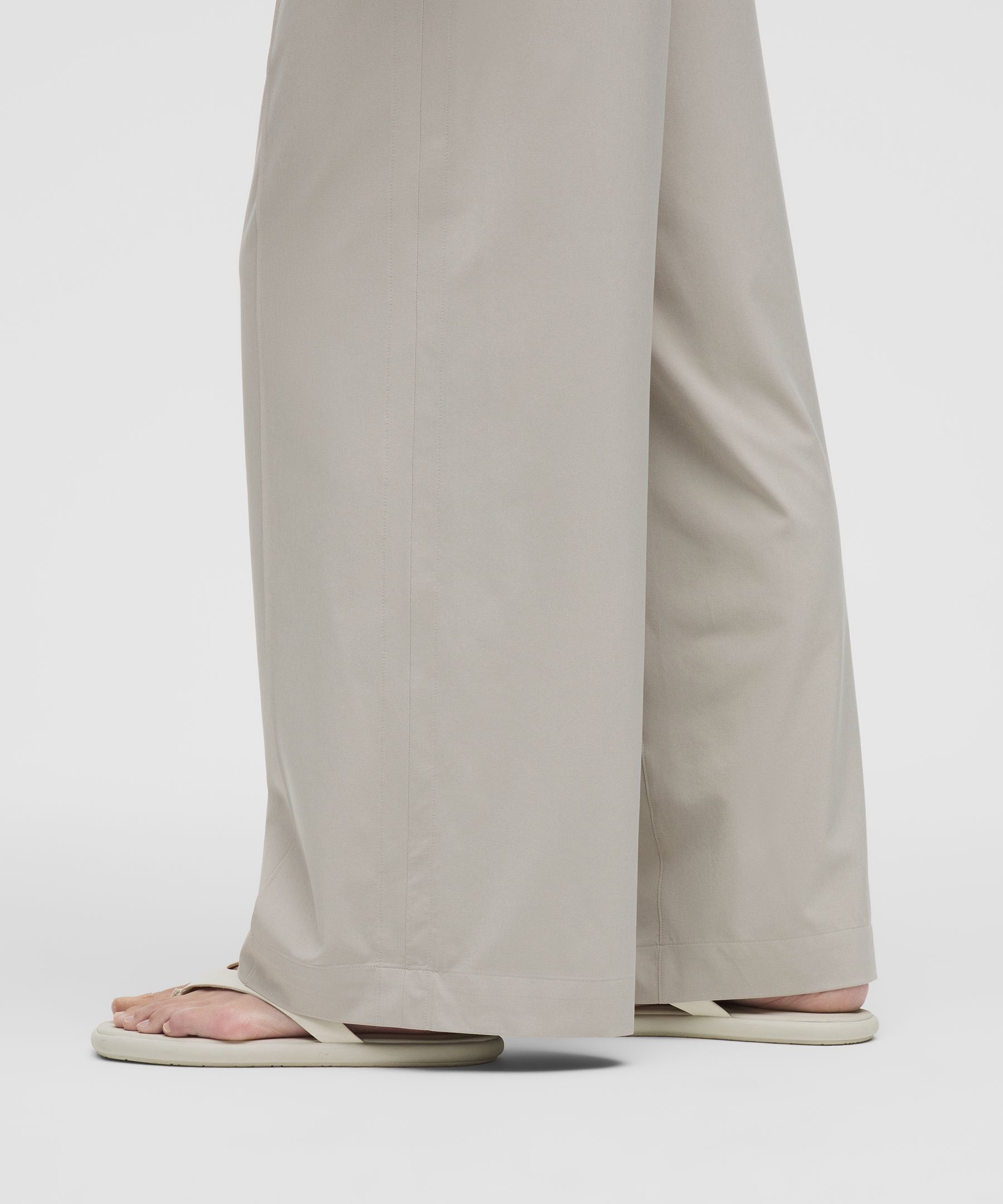 Breezily Mid-Rise Pants *Asia Fit