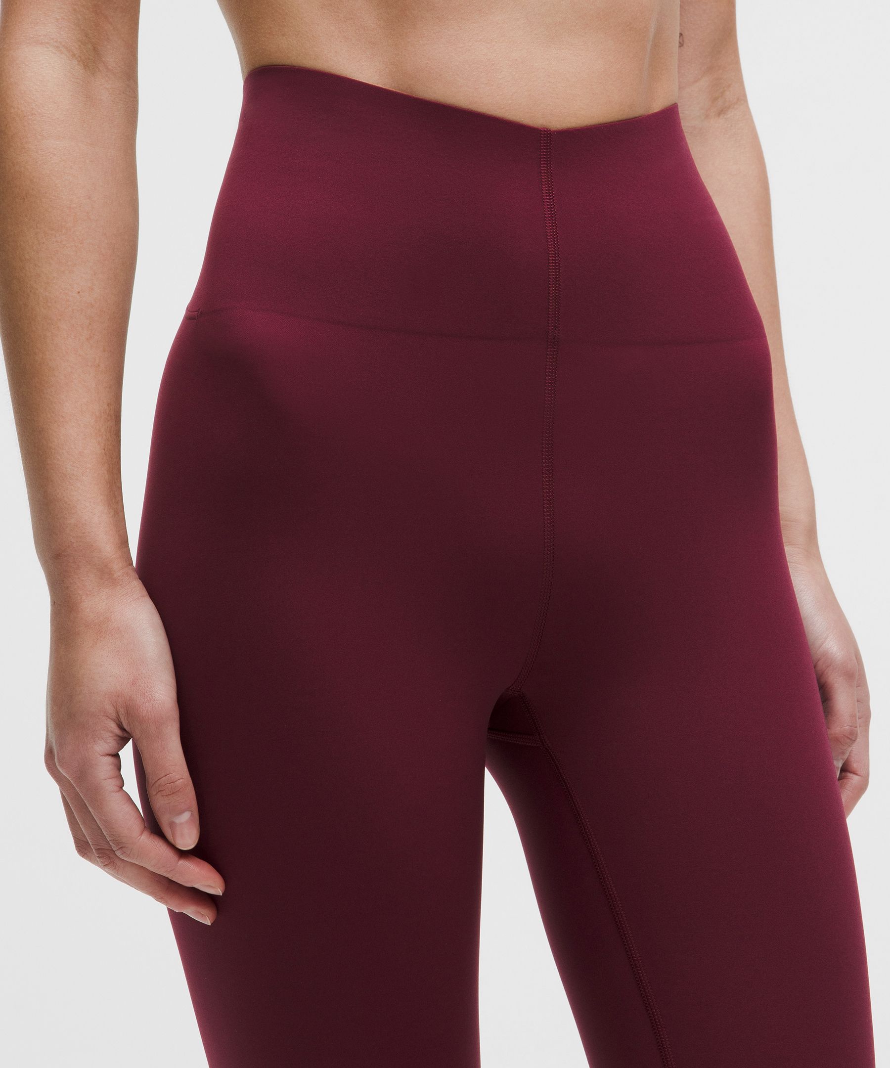 新品タグ付き★ルルレモン★ スーパーハイライズ/24インチ/アジアフィット/XS ルルレモン Glow Up™ スーパーハイライズタイツ 24インチ *アジア