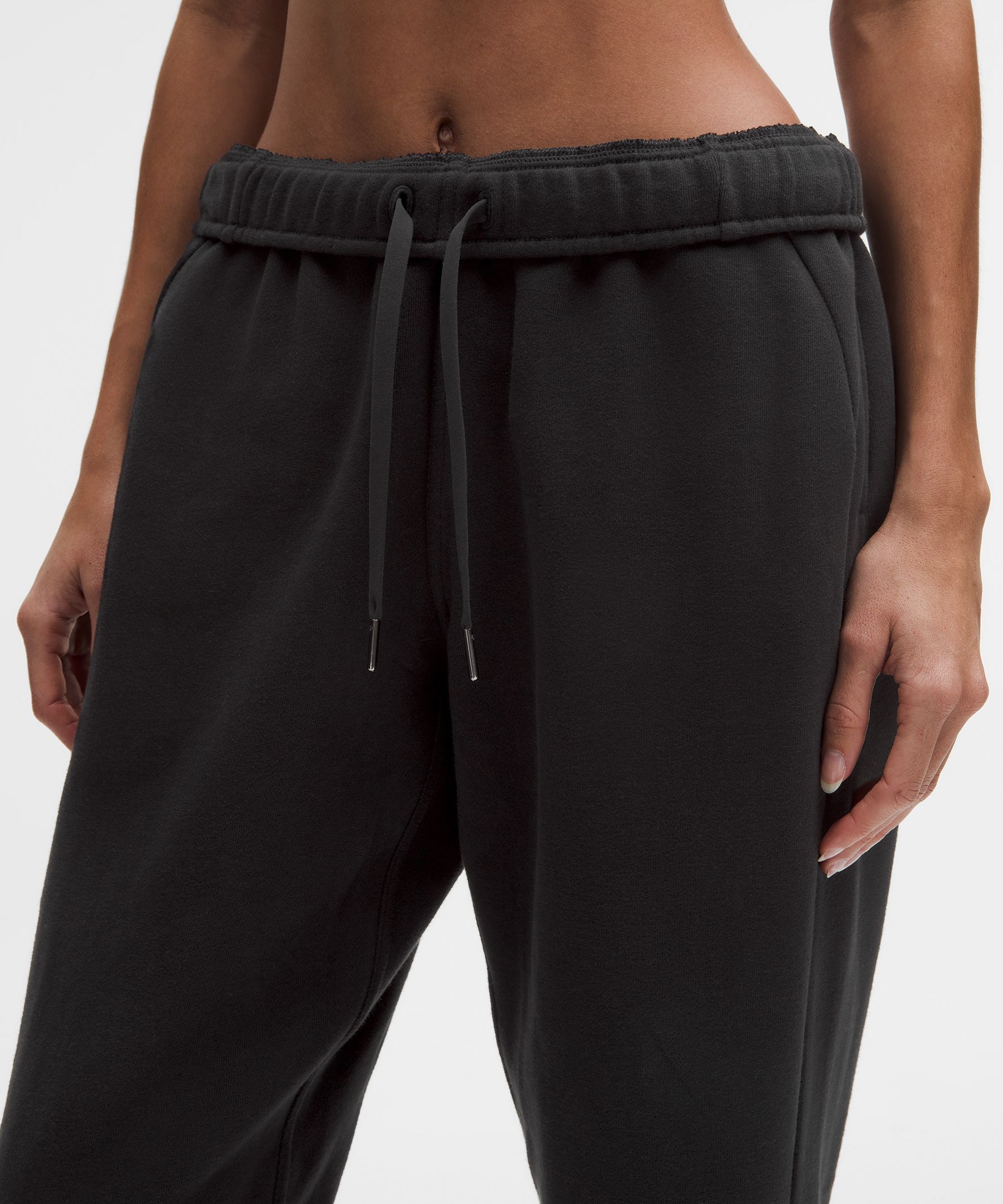 Scuba Mid-Rise Oversized Jogger *Tall