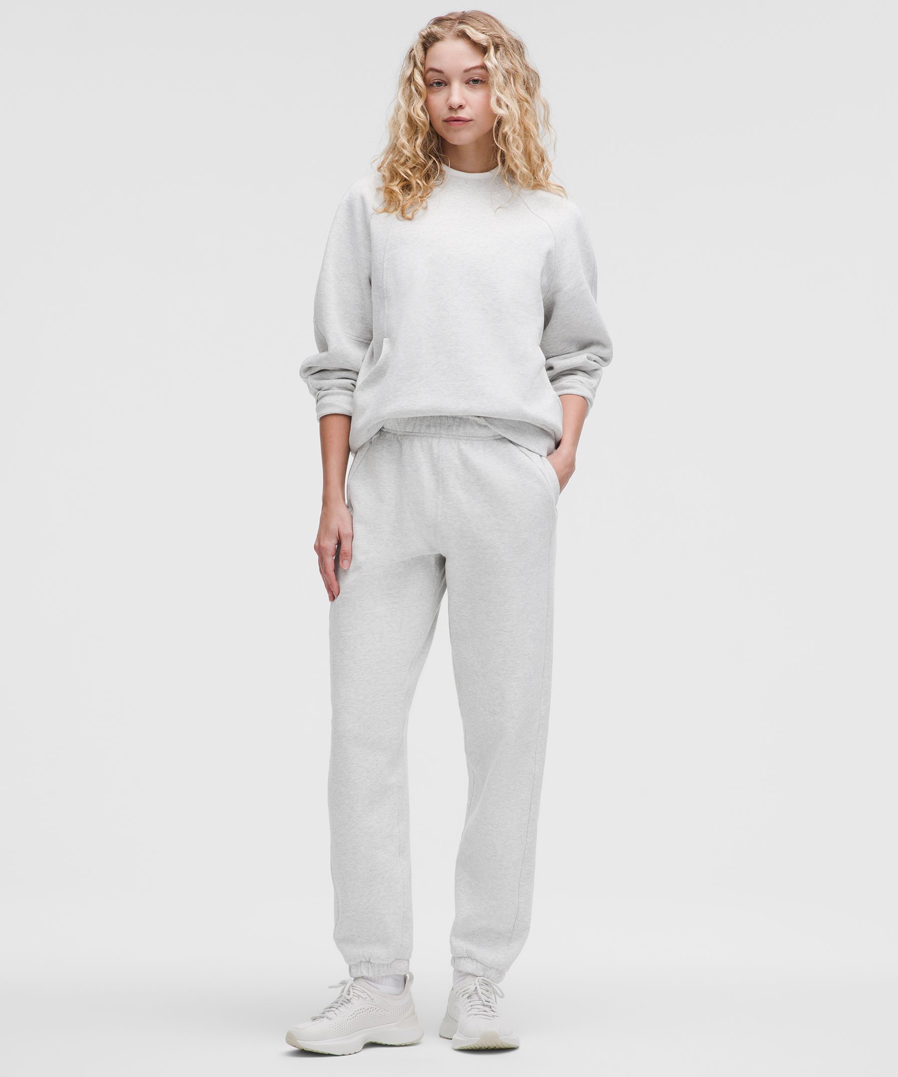 Scuba Mid-Rise Oversized Jogger