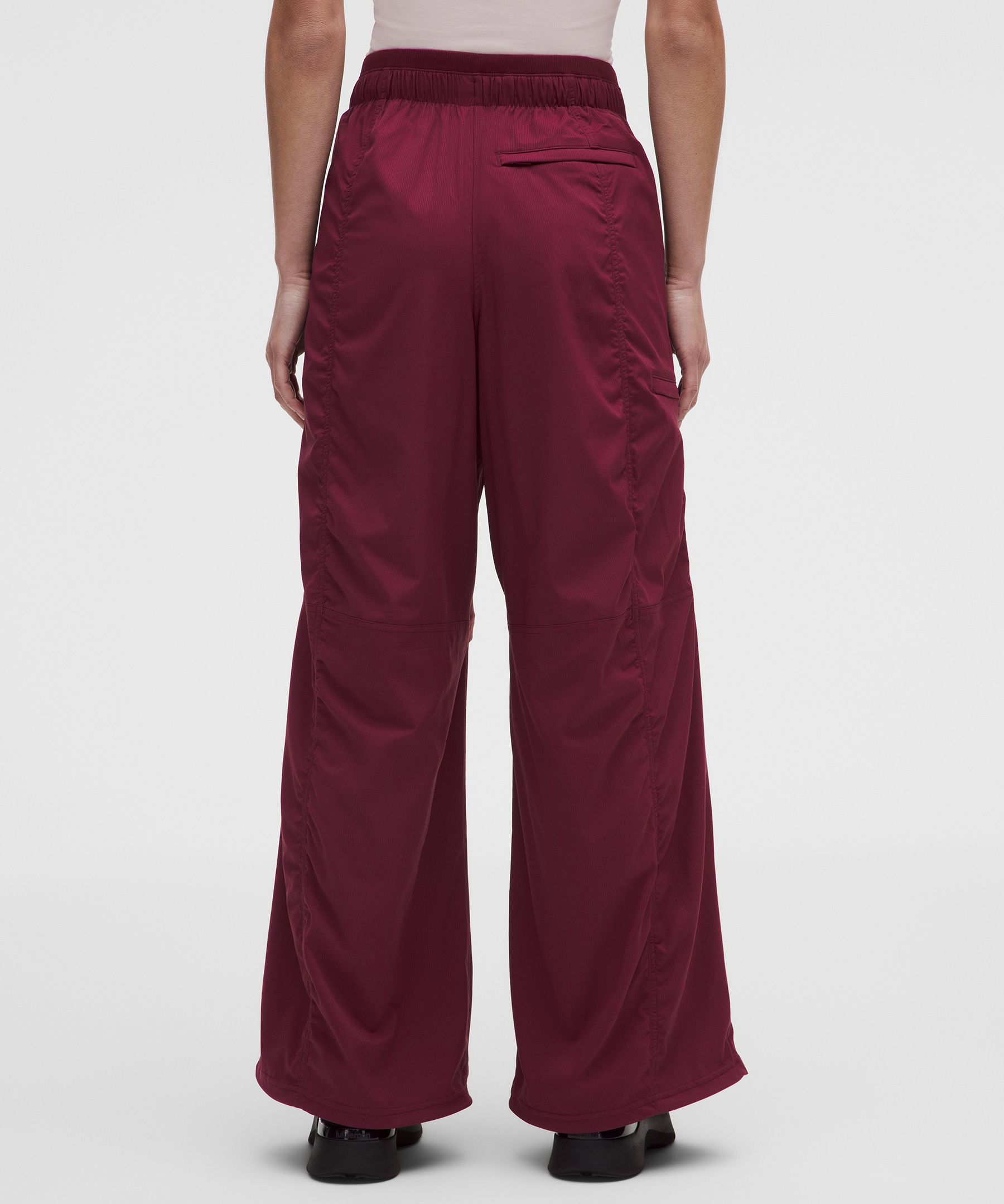 Dance Studio High-Rise Vented Wide-Leg Pants *Asia Fit