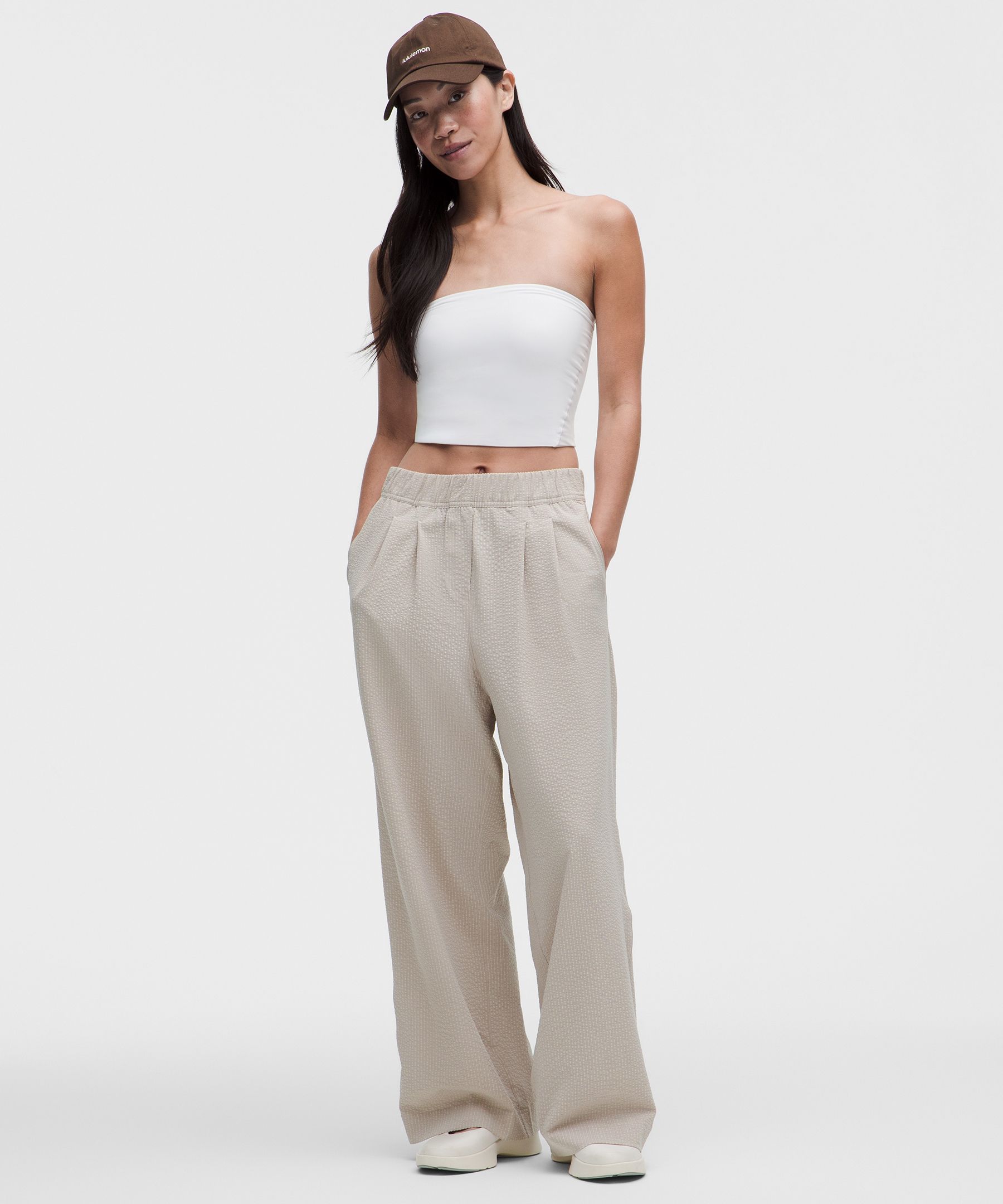Seersucker WovenAir High-Rise Pleated Pants *Asia Fit