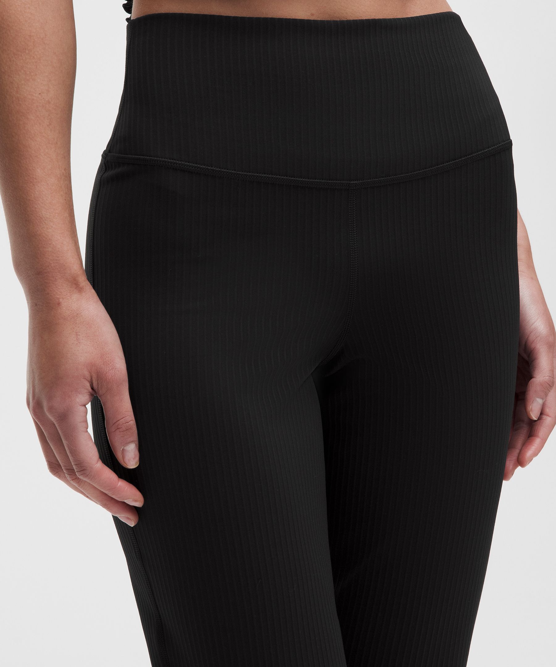 ルルレモン Align™ ハイライズ レタスヘムフレアパンツ *アジア