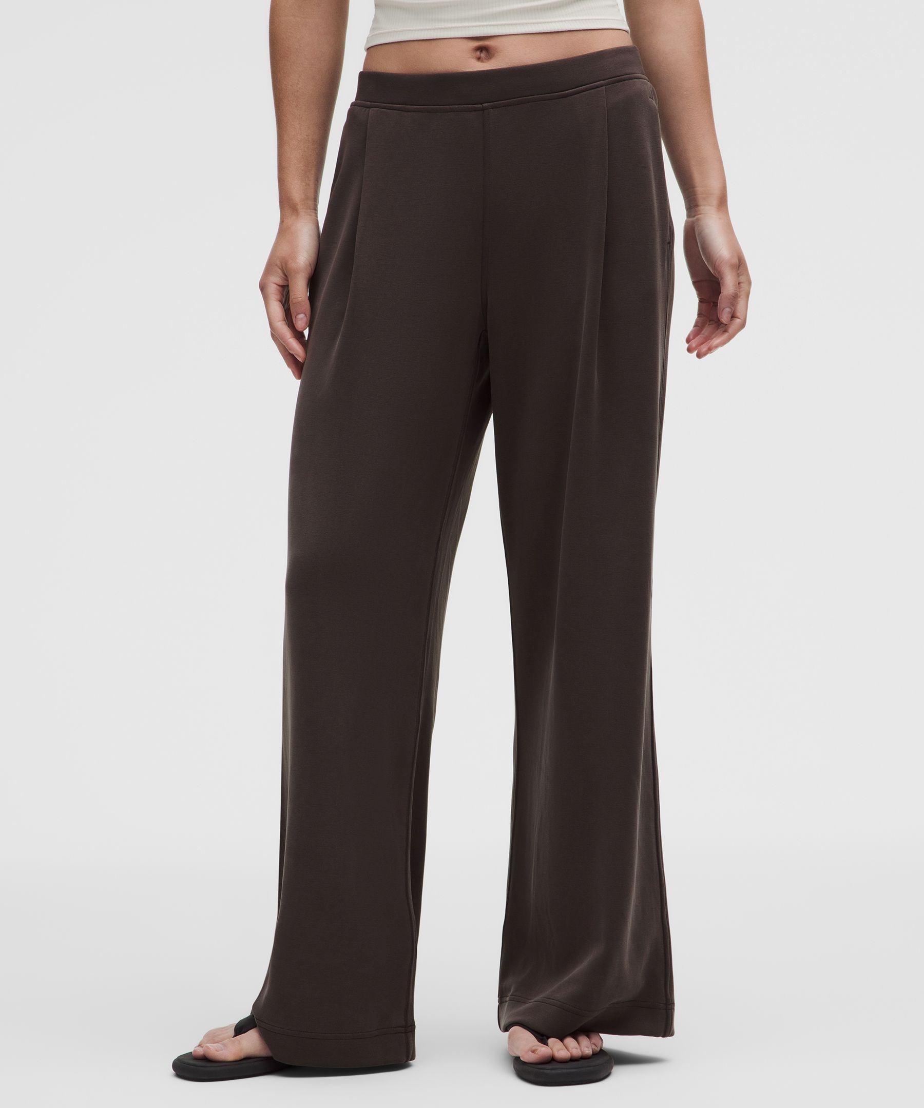 Lightweight Softstreme Mid-Rise Pants *Asia Fit