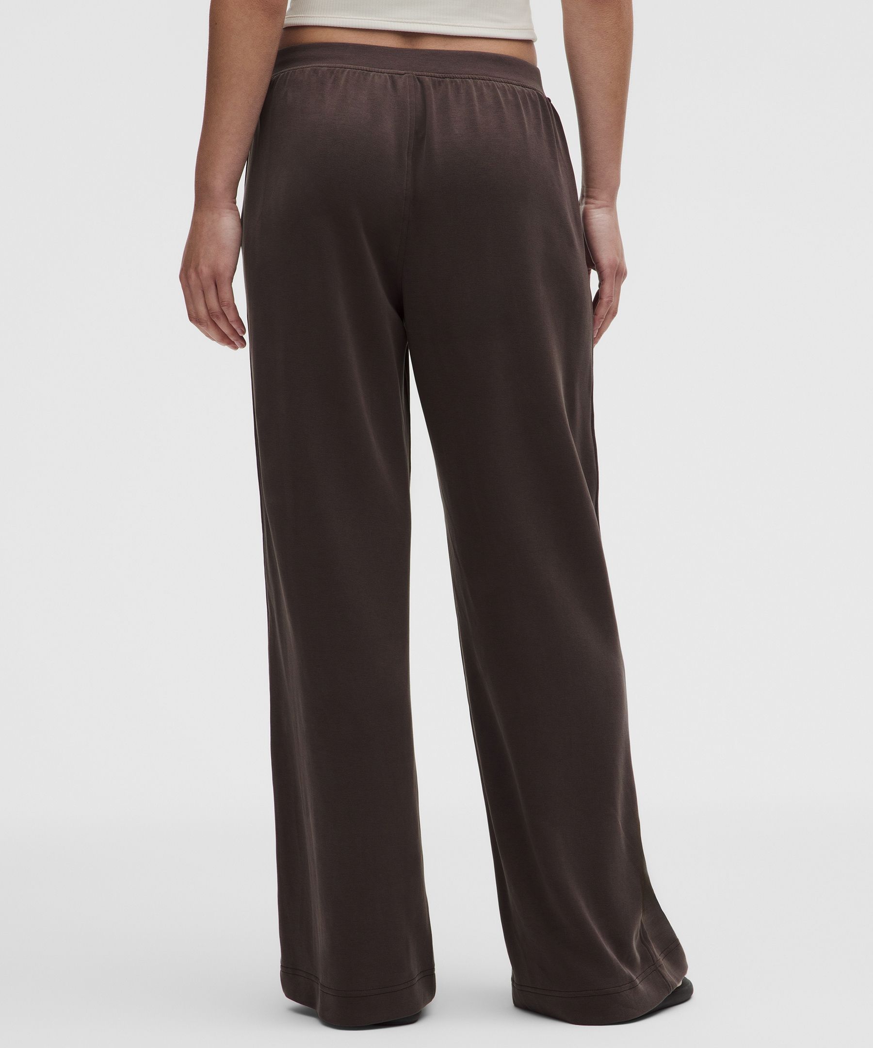 Lightweight Softstreme Mid-Rise Pants *Asia Fit