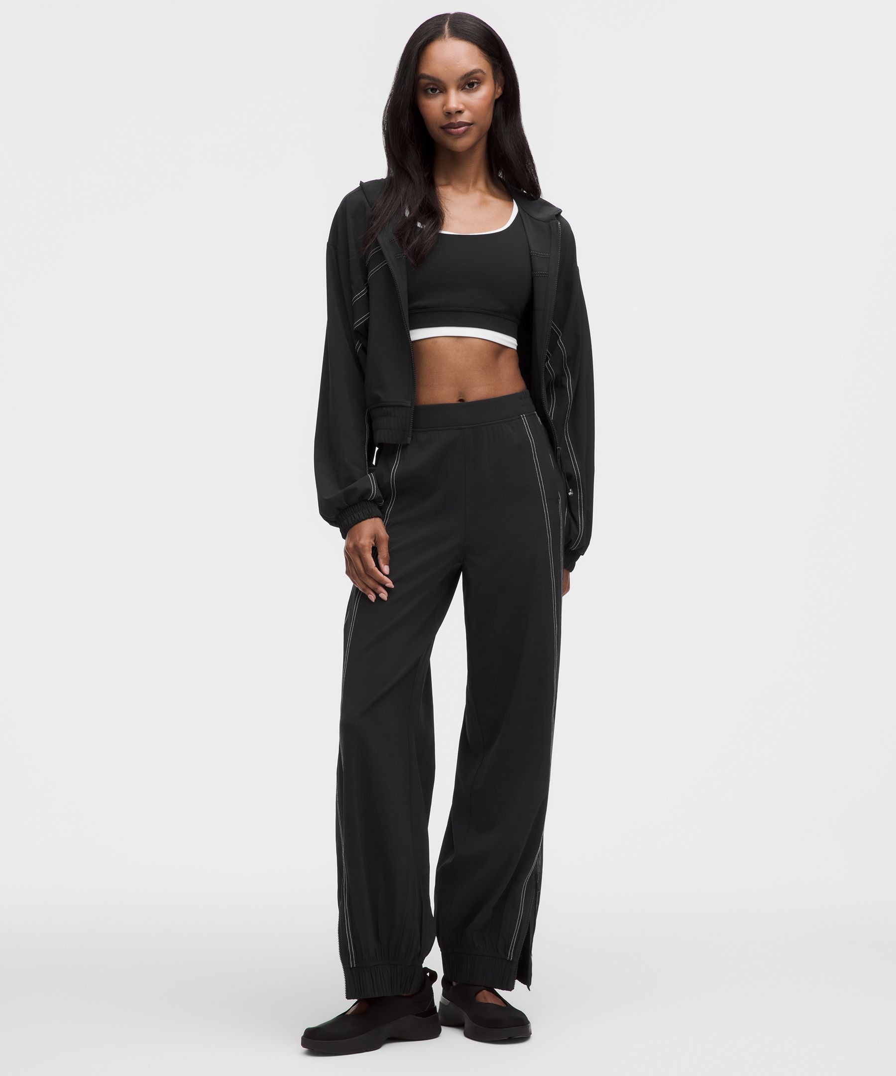 Define High-Rise Swift Jogger *Short