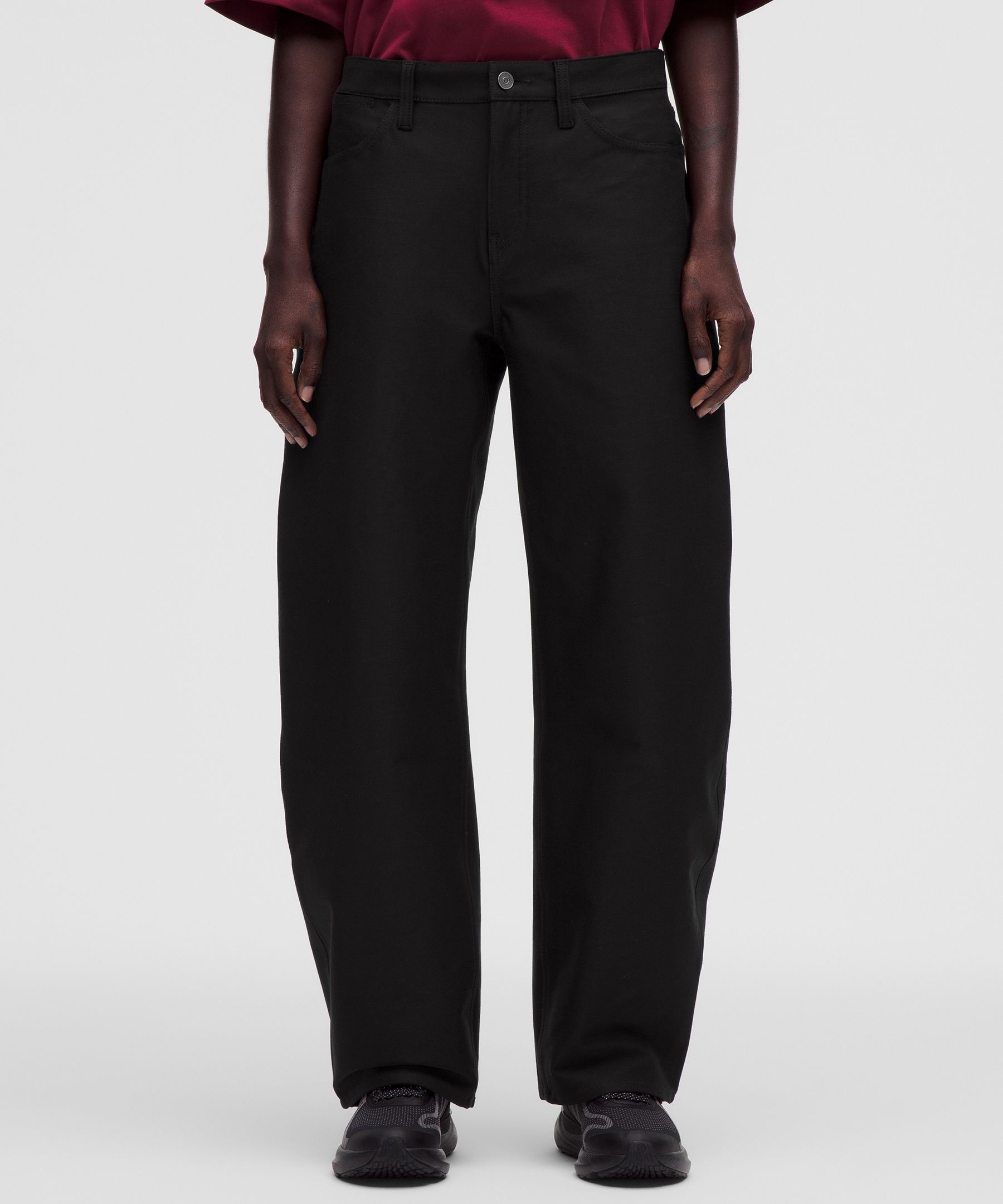 EasyFive Low-Rise Barrel-Leg Pant