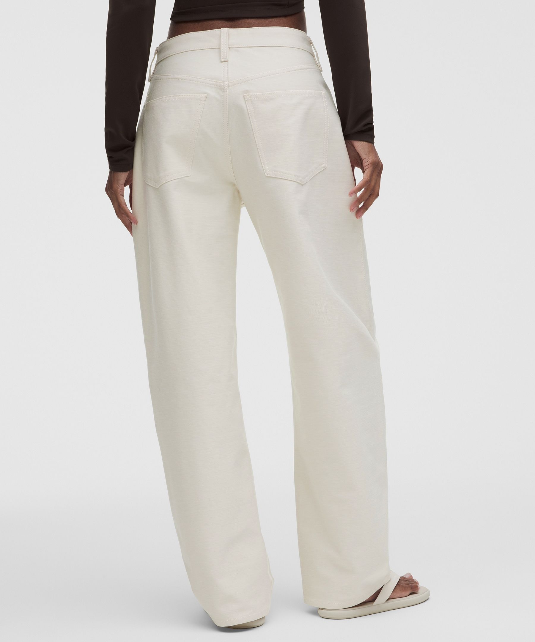 Pantal&oacute;n barril EasyFive de talle bajo *Largo est&aacute;ndar