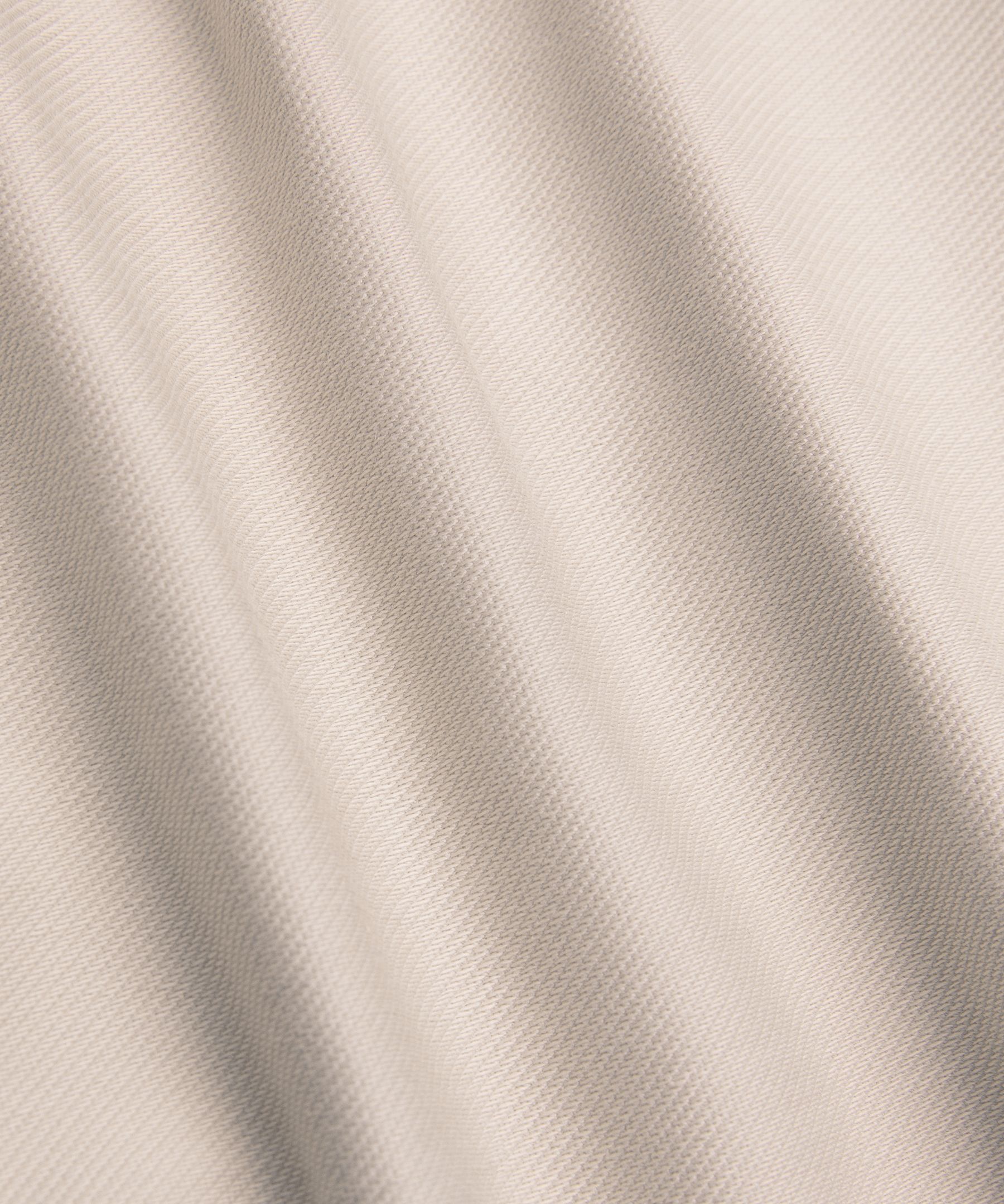 EasyFive Low-Rise Barrel-Leg Pant