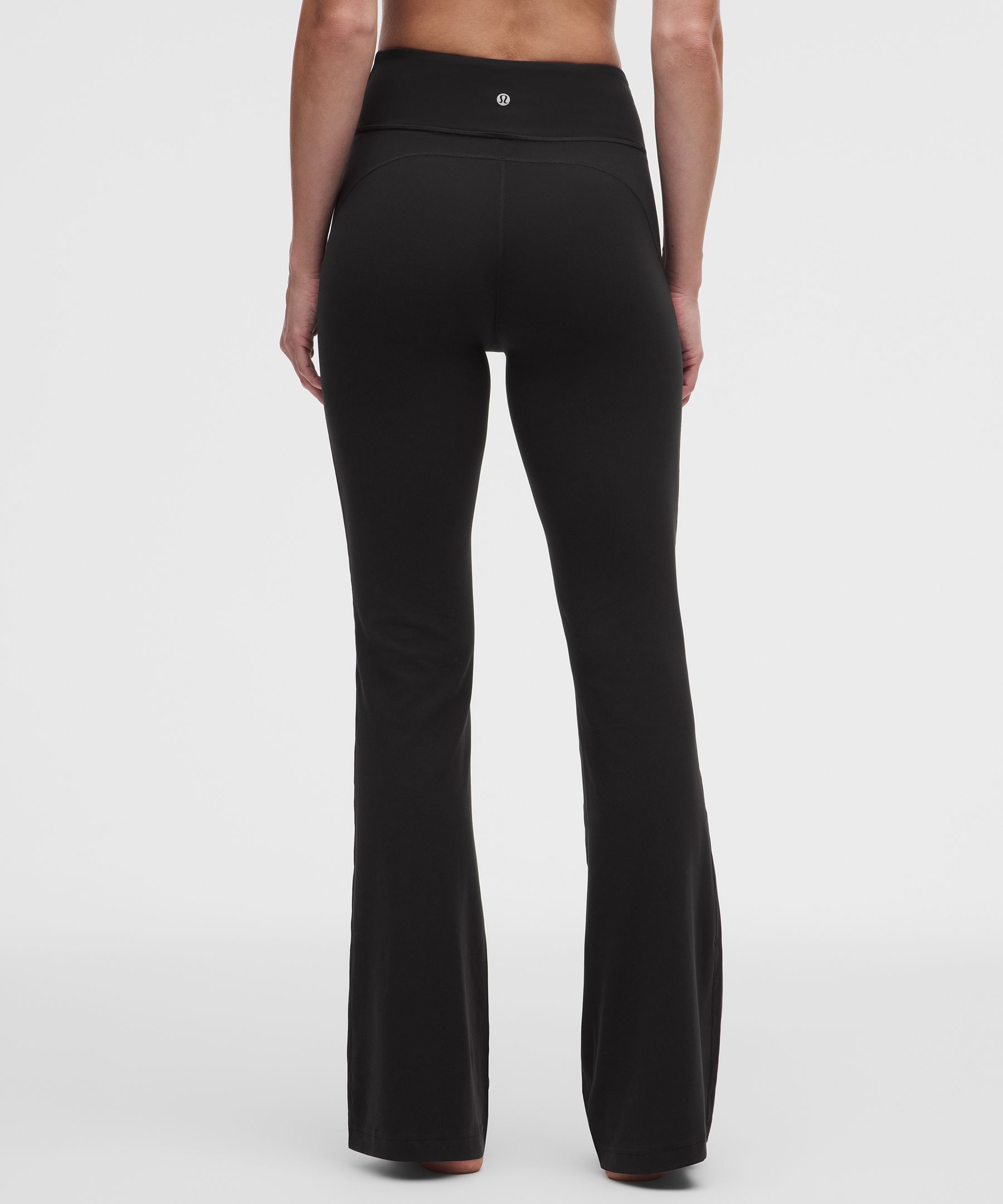 Groove No Line-Hose mit hohem Bund und ausgestelltem Bein