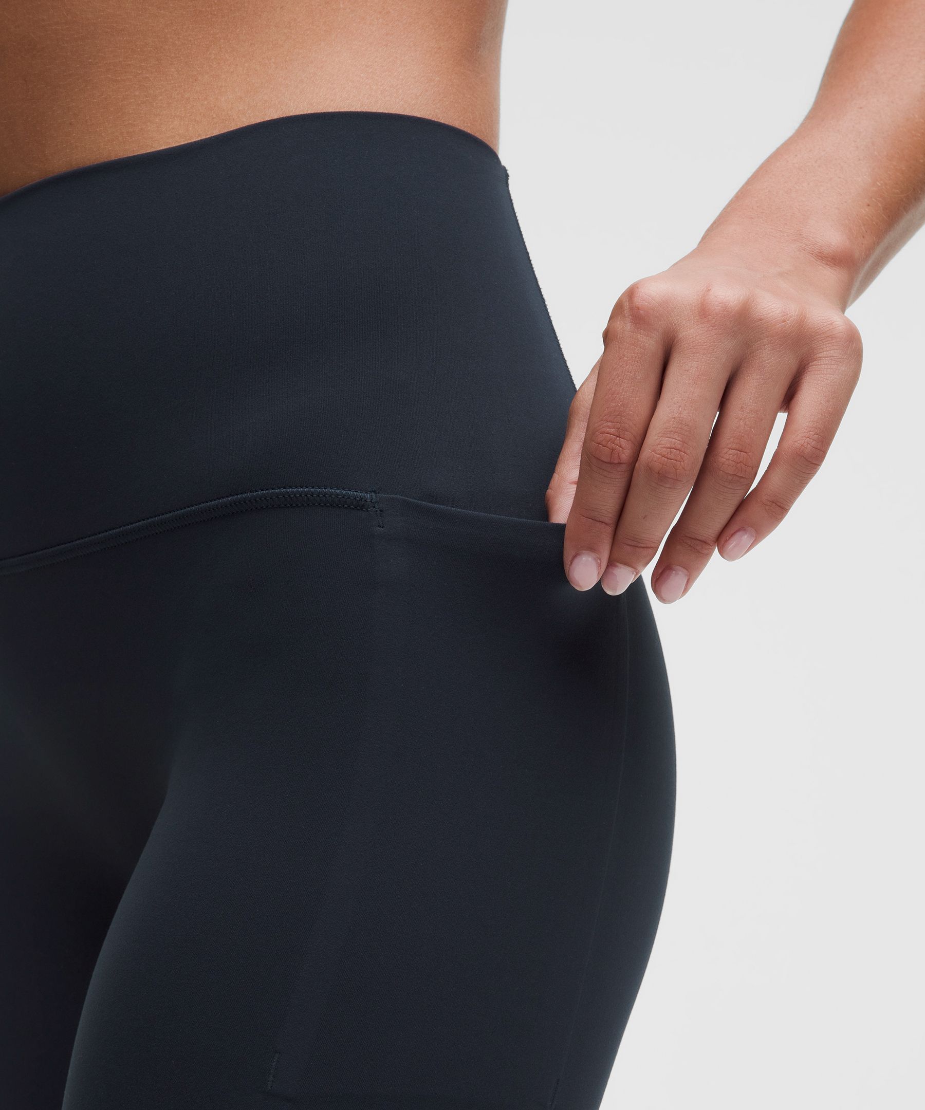 lululemon Align No Line&trade; Hose mit hohem Bund und Taschen 64 cm