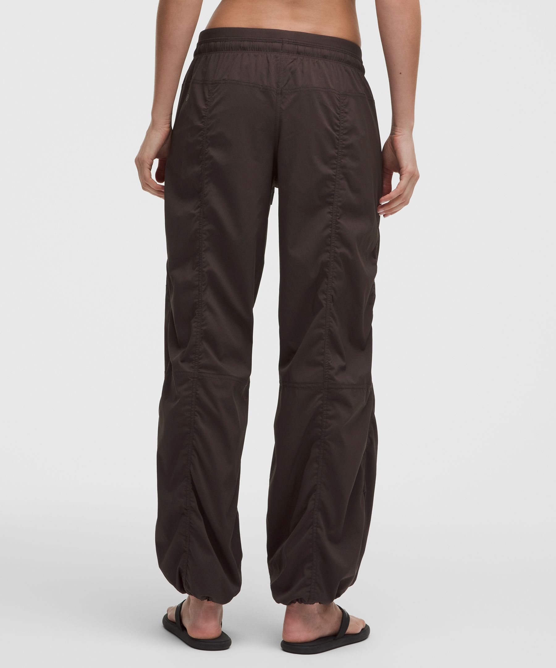 Dance Studio Evolve Low-Rise Oversized Pant