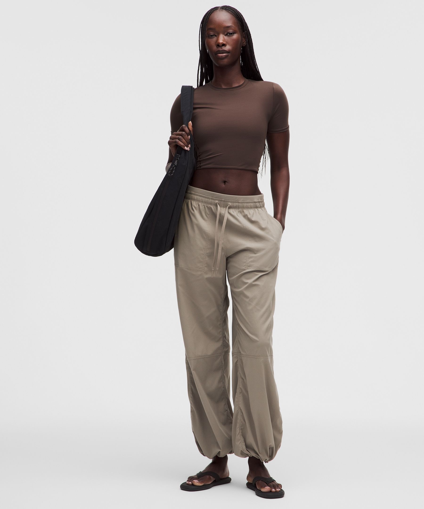 Dance Studio Evolve Low-Rise Oversized Pant