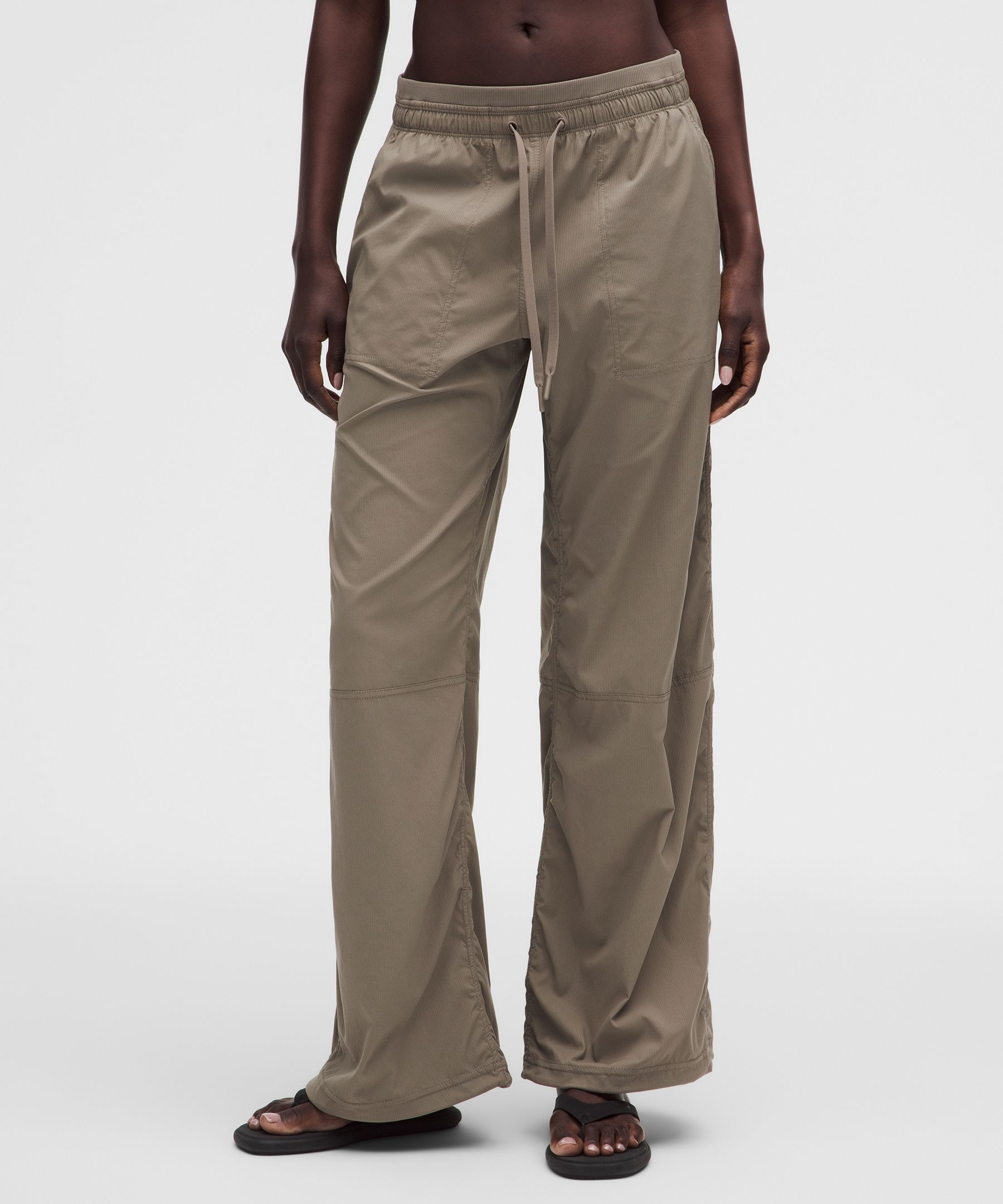 Dance Studio Evolve Low-Rise Oversized Pant