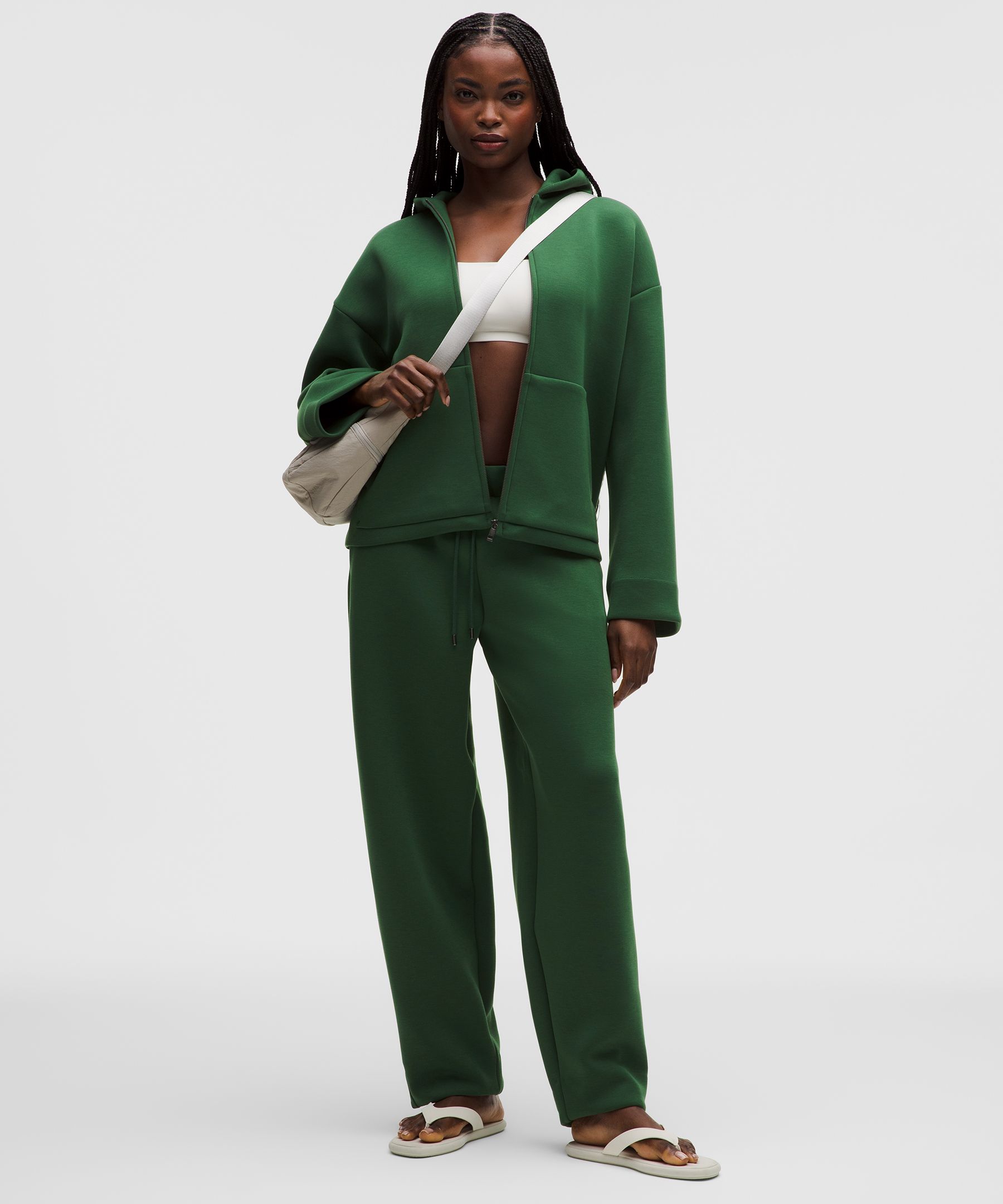 Sleek Spacer Barrel Leg Pant - Green