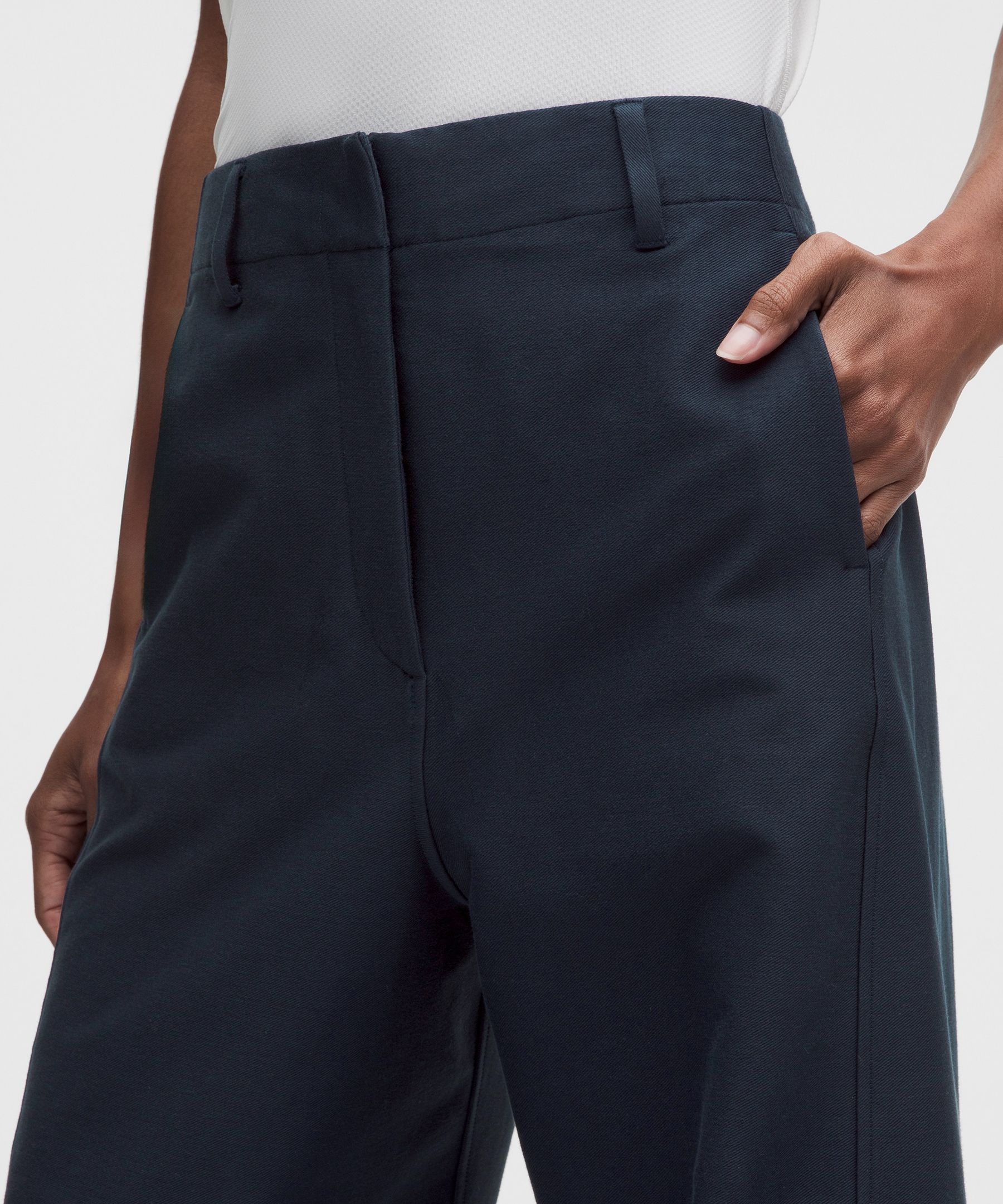 Golfhose mit Barrel-Silhouette aus Utilitech-Material