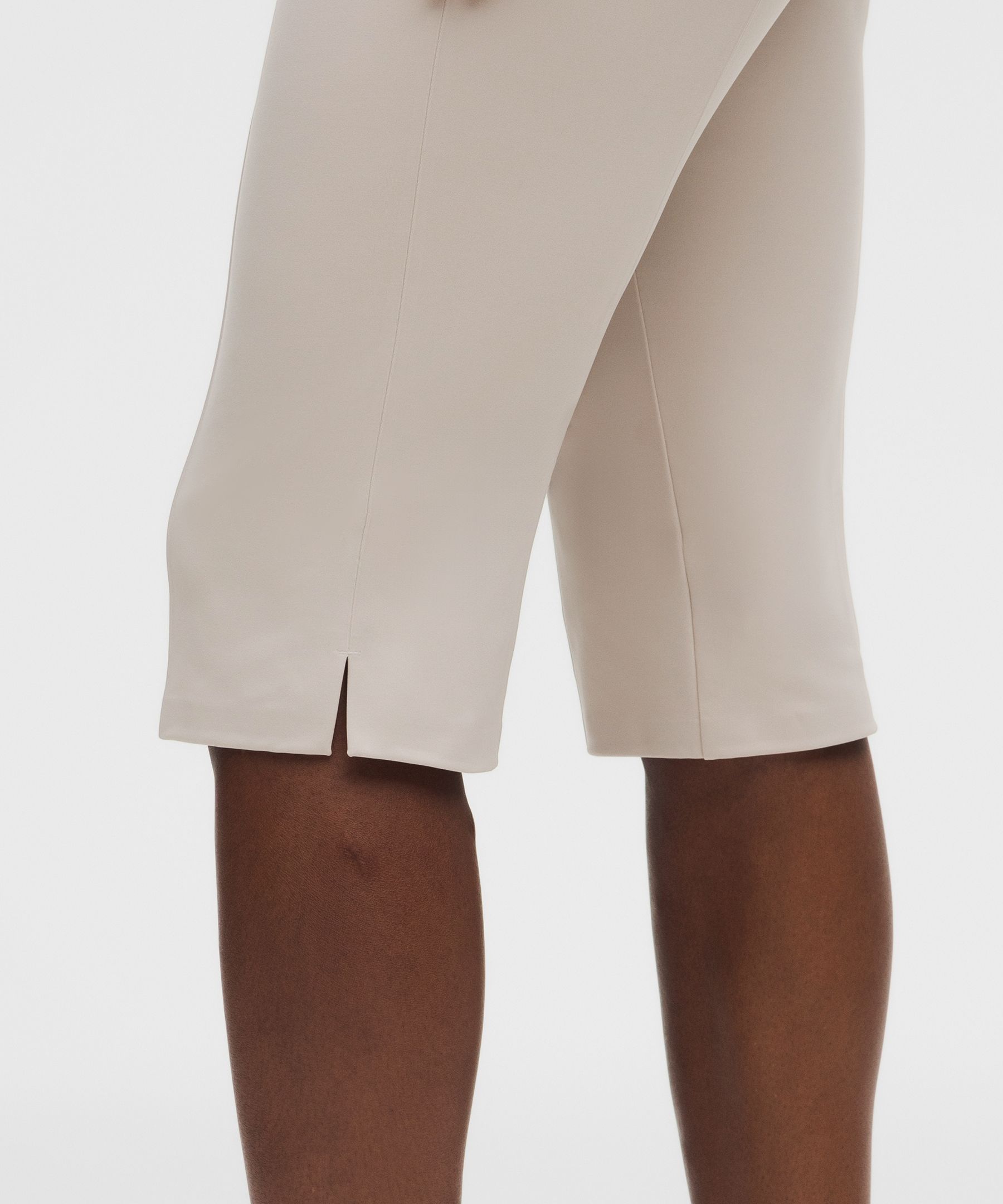 Daydrift Low-Rise Capri Pant