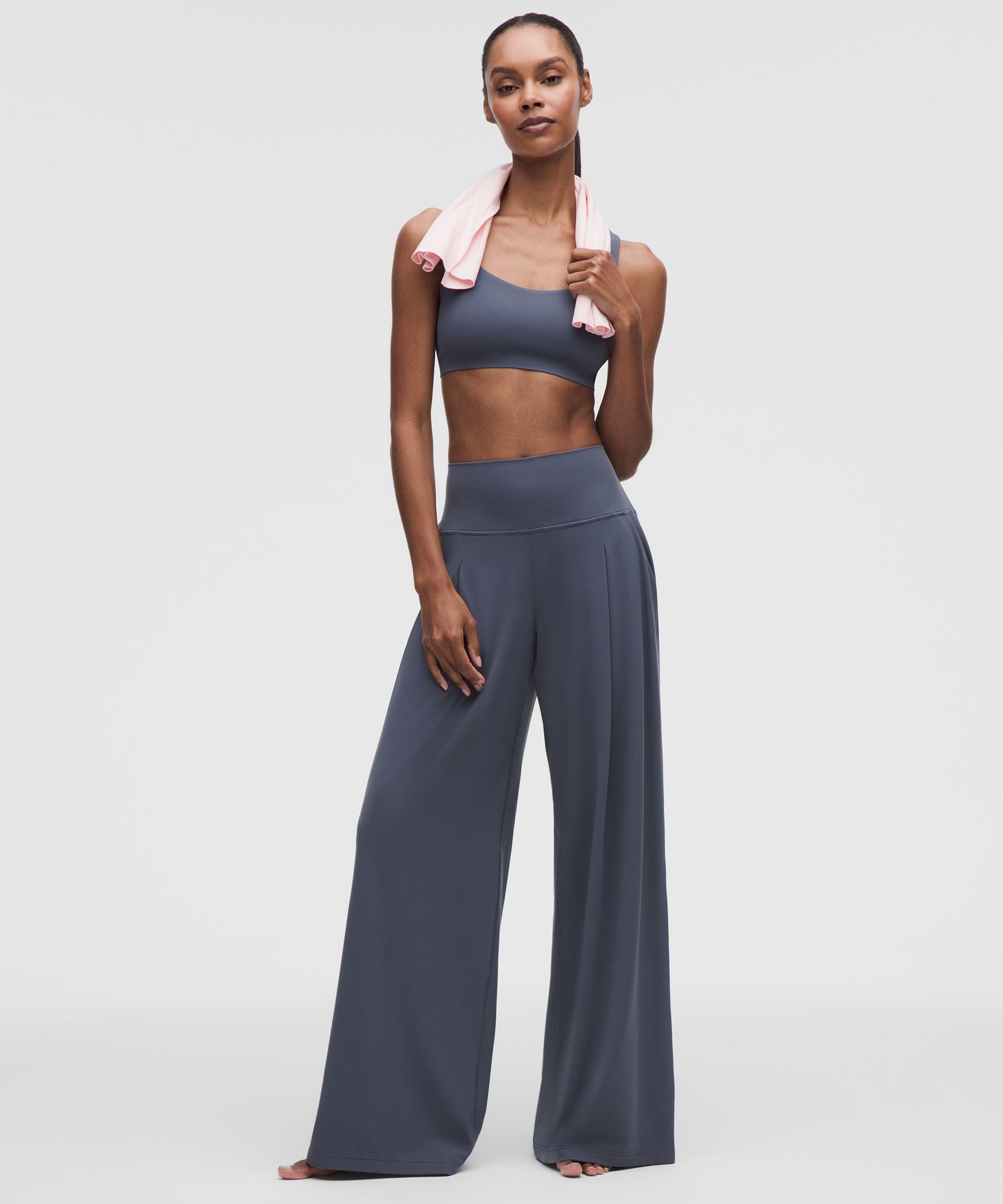 Pantal&oacute;n lululemon Align&trade; palazzo *Regular