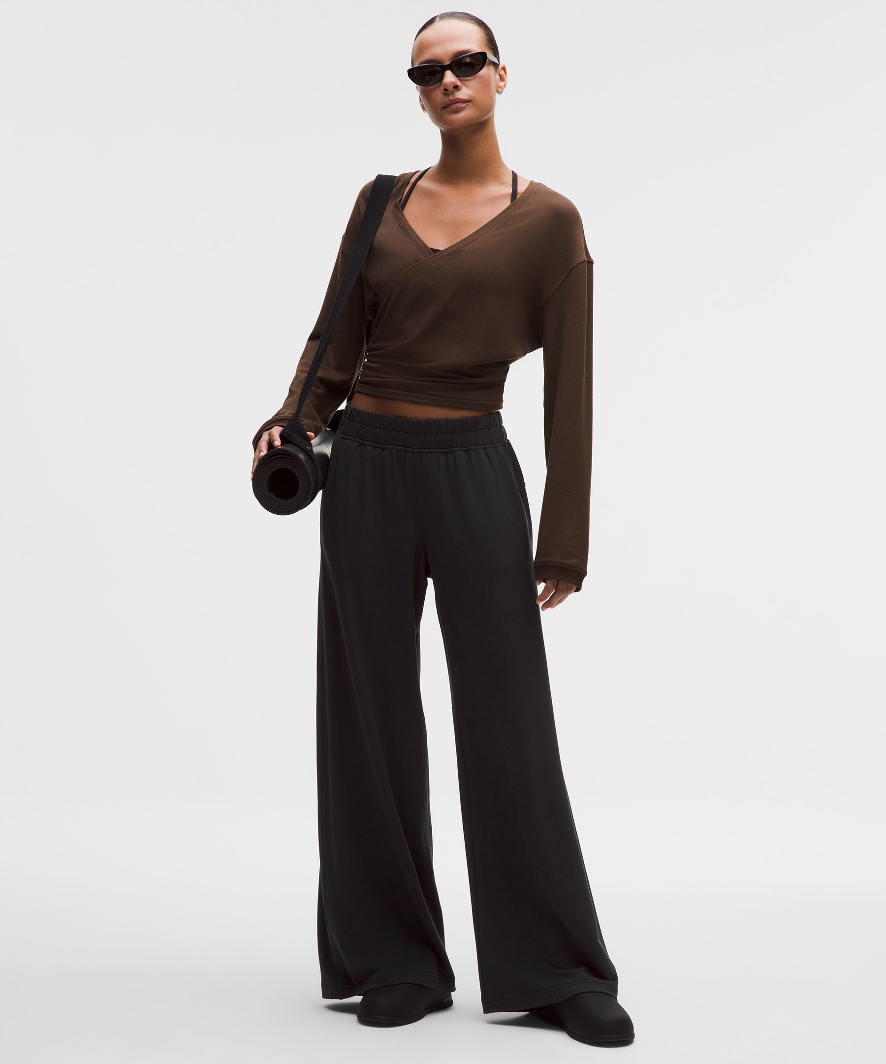 BeCalm Mid-Rise Wide-Leg Pant 