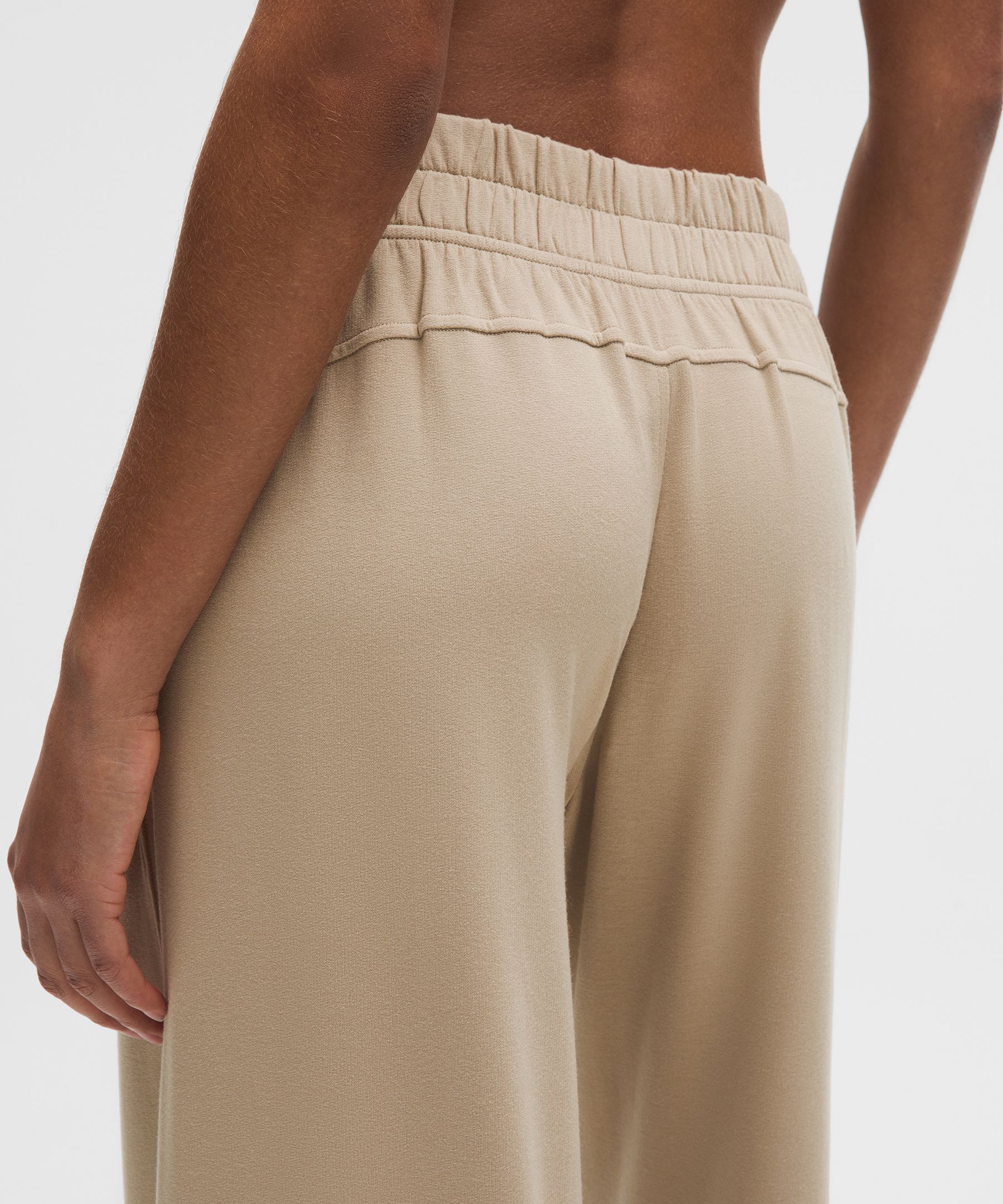 BeCalm Mid-Rise Wide-Leg Pant *Updated Fabric