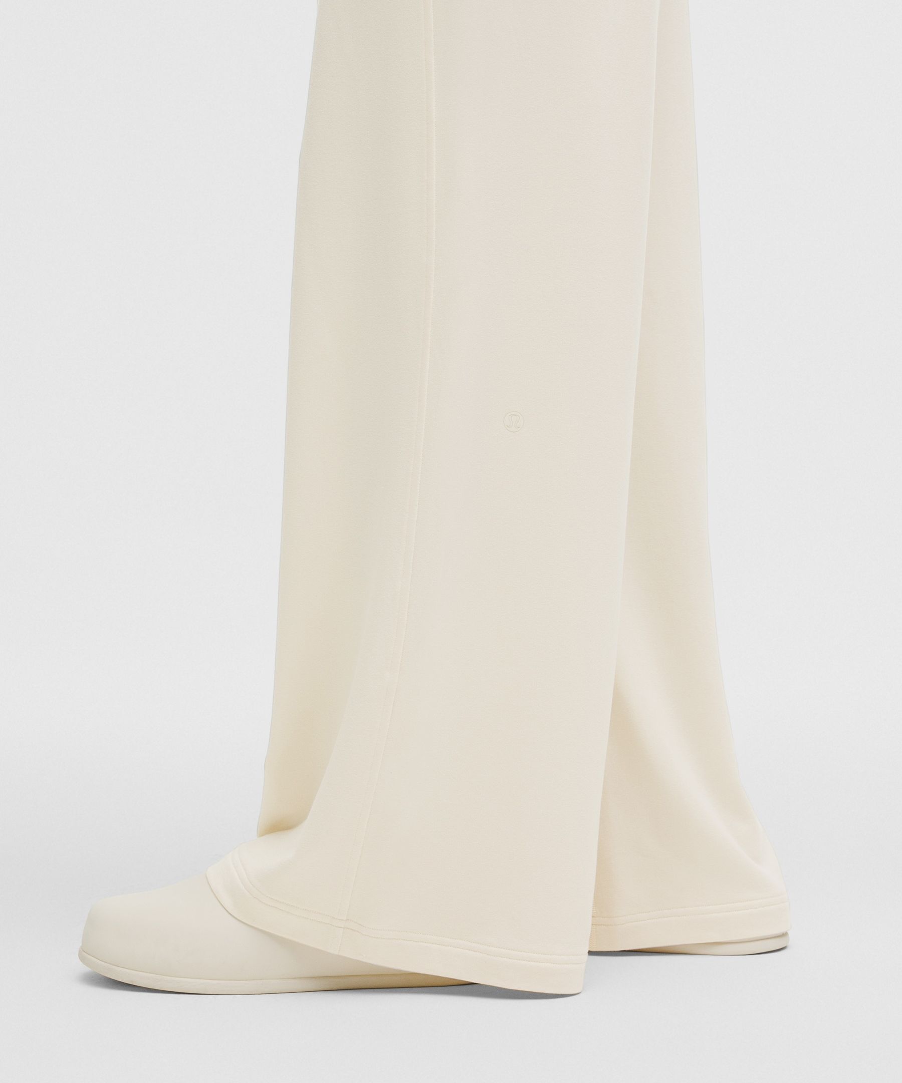 BeCalm Mid-Rise Wide-Leg Pant *Updated Fabric