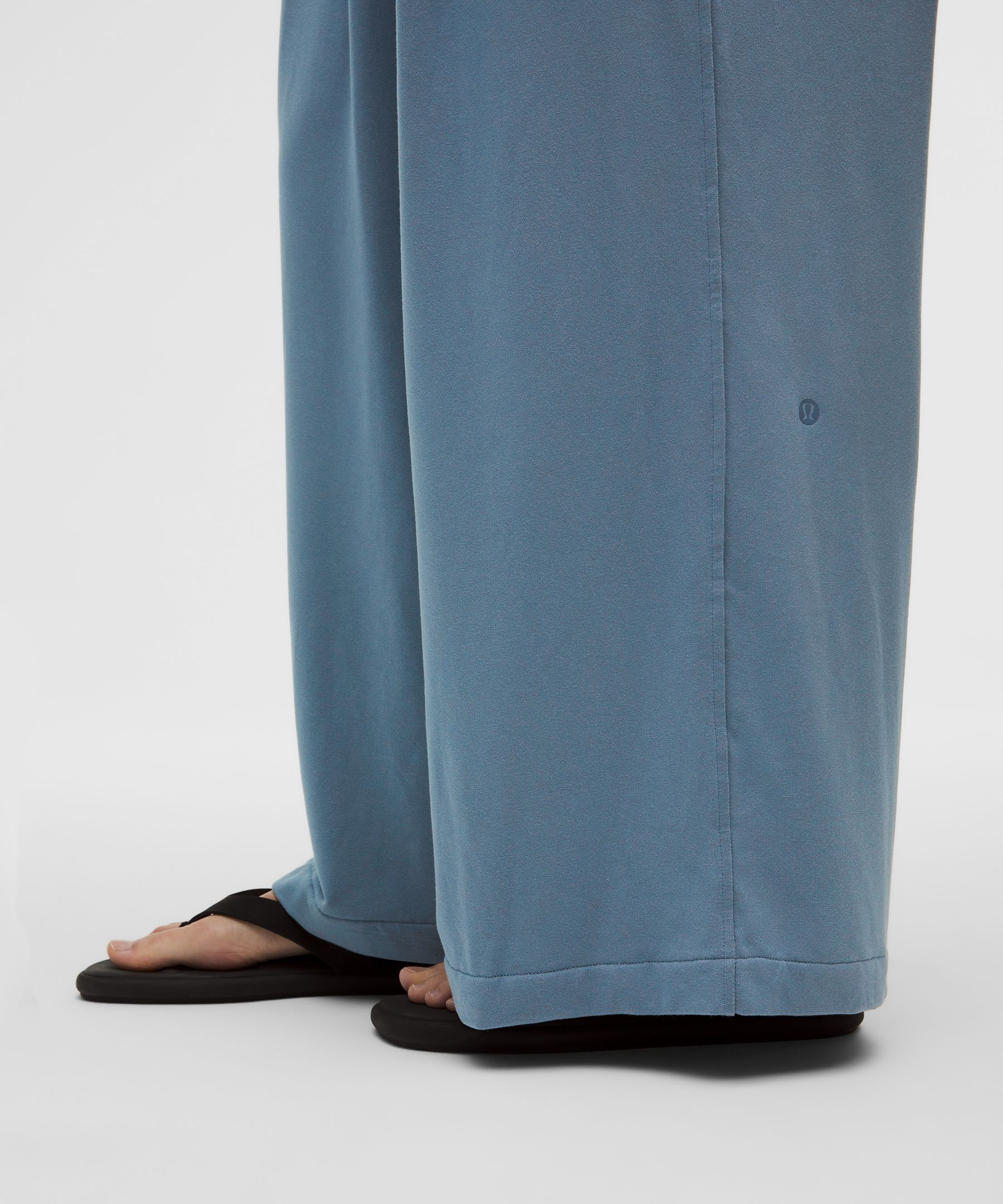 BeCalm High-Rise Pleated Extra-Wide Leg Pant Updated Fabric *Asia Fit