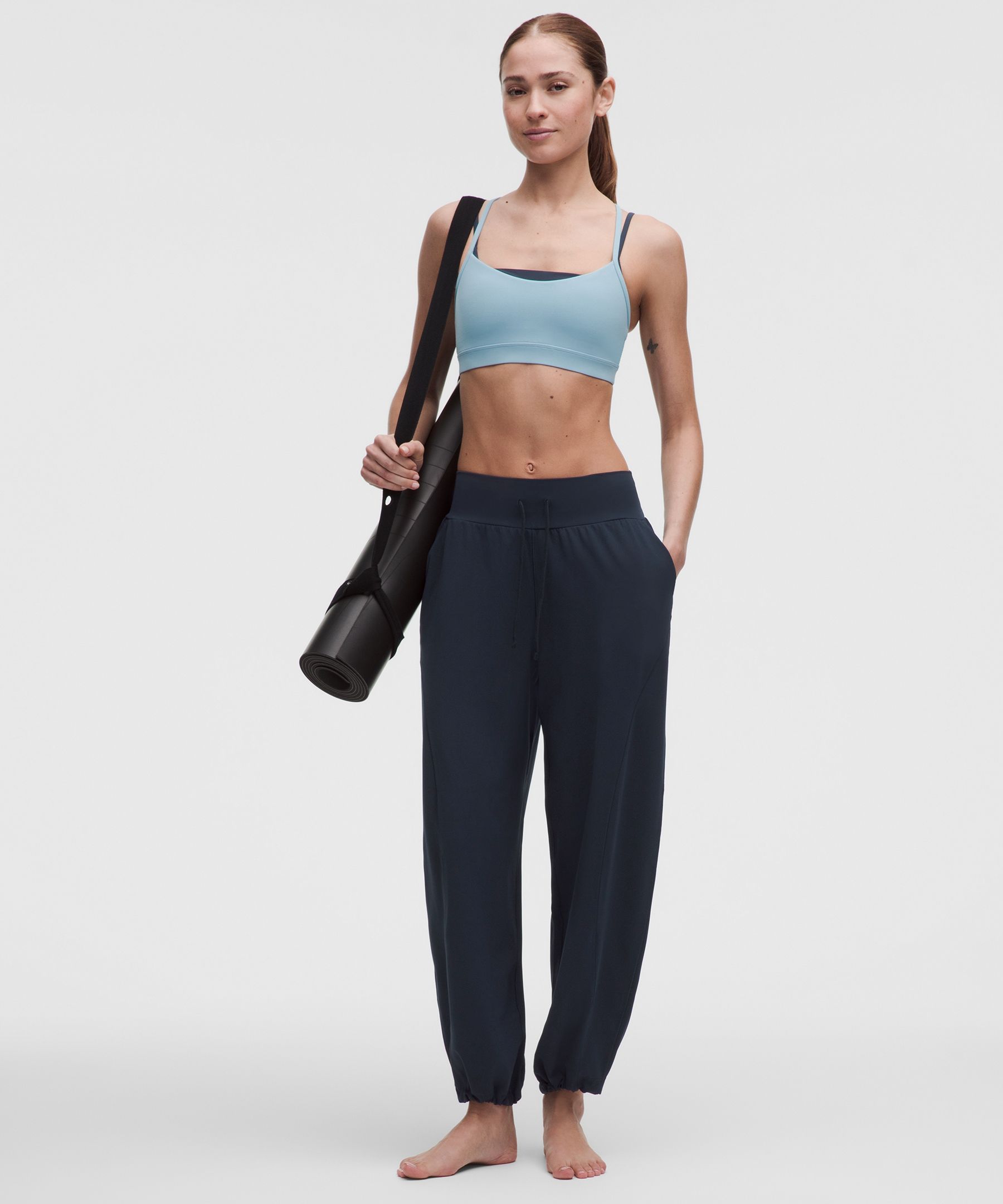 Groove Low-Rise Relaxed Cinch Pant