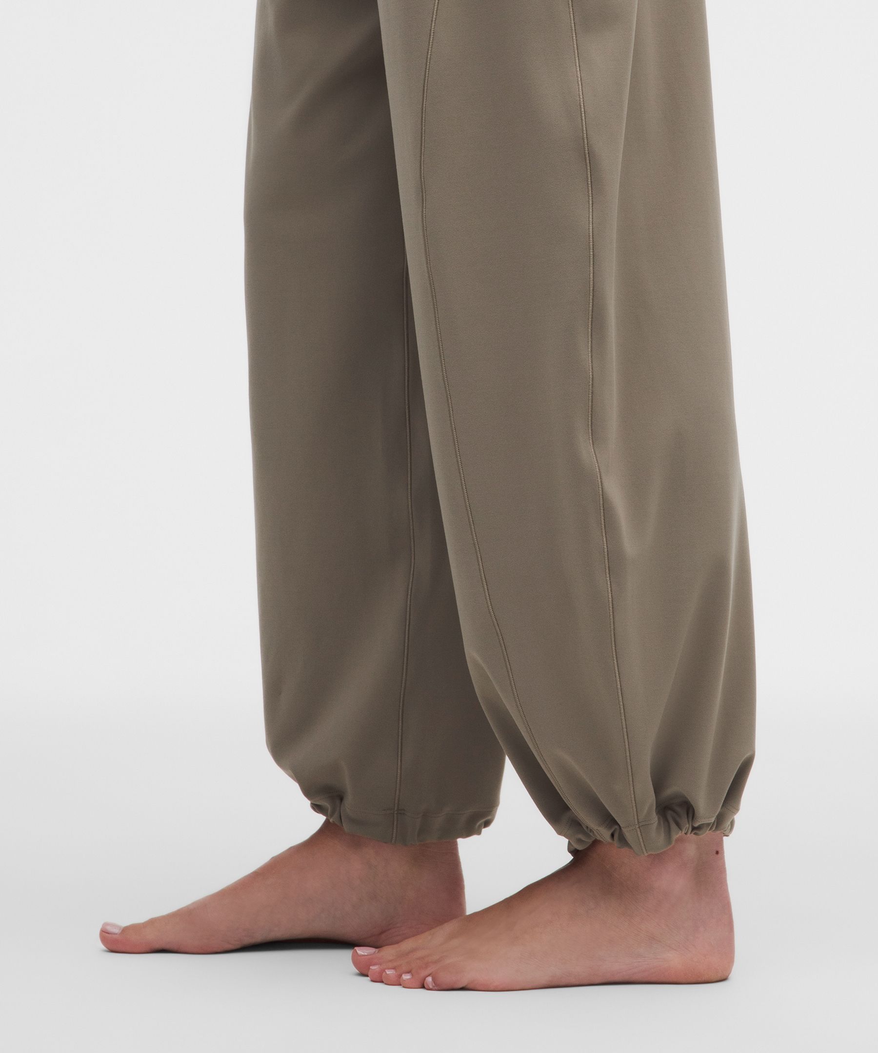 Pantal&oacute;n Groove holgado de talle bajo *Largo est&aacute;ndar